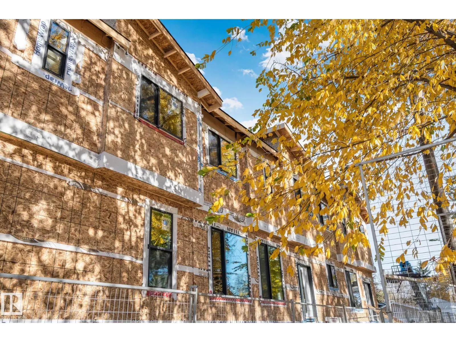 12303 106 ST NW NW