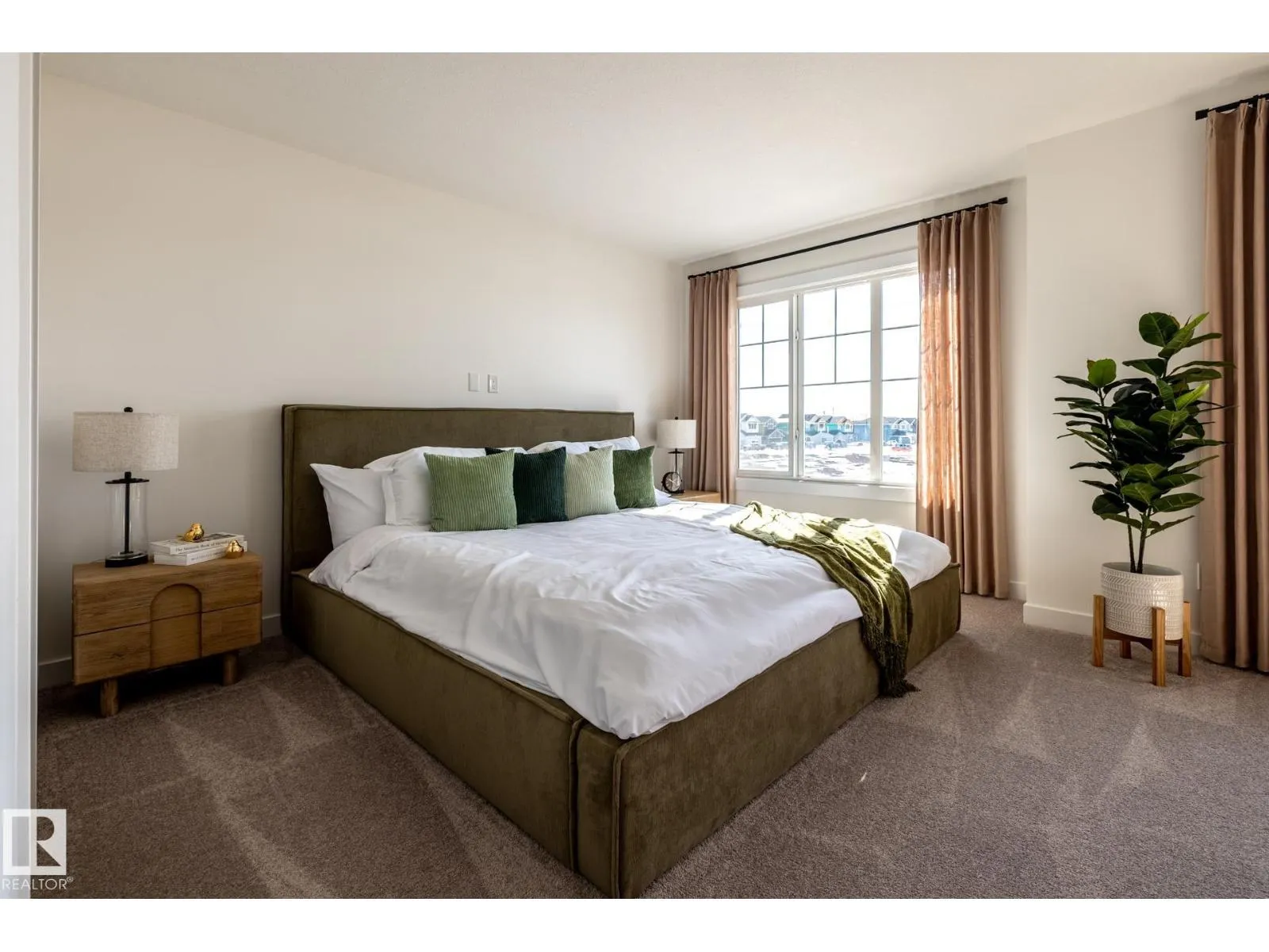 14 Marigold AV