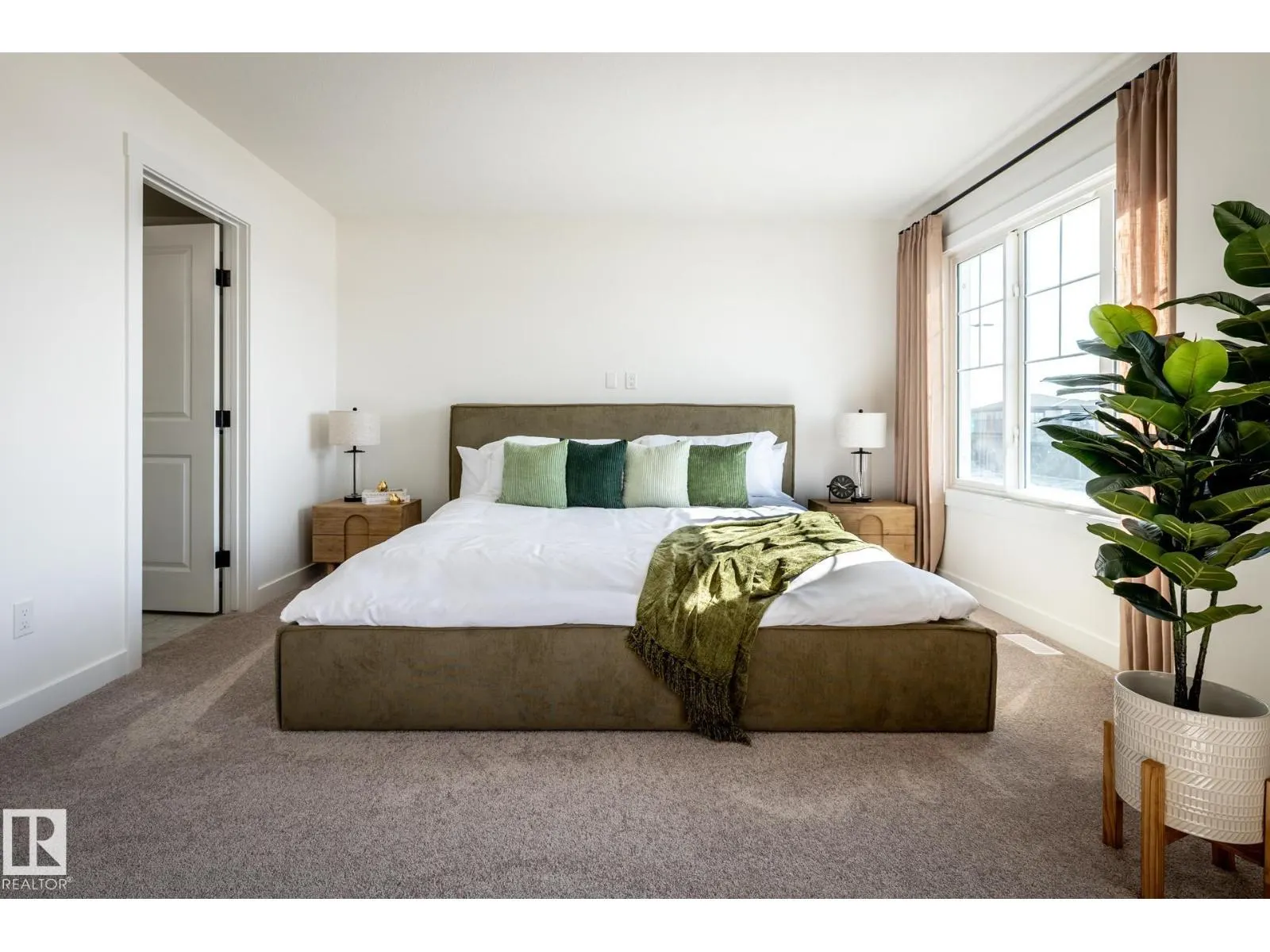 14 Marigold AV