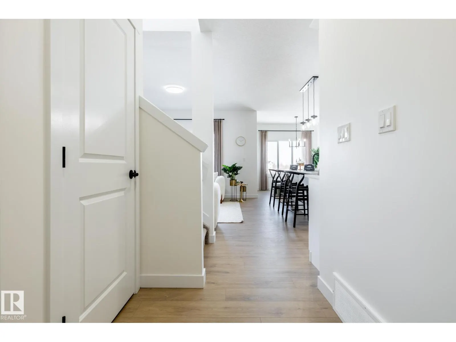14 Marigold AV