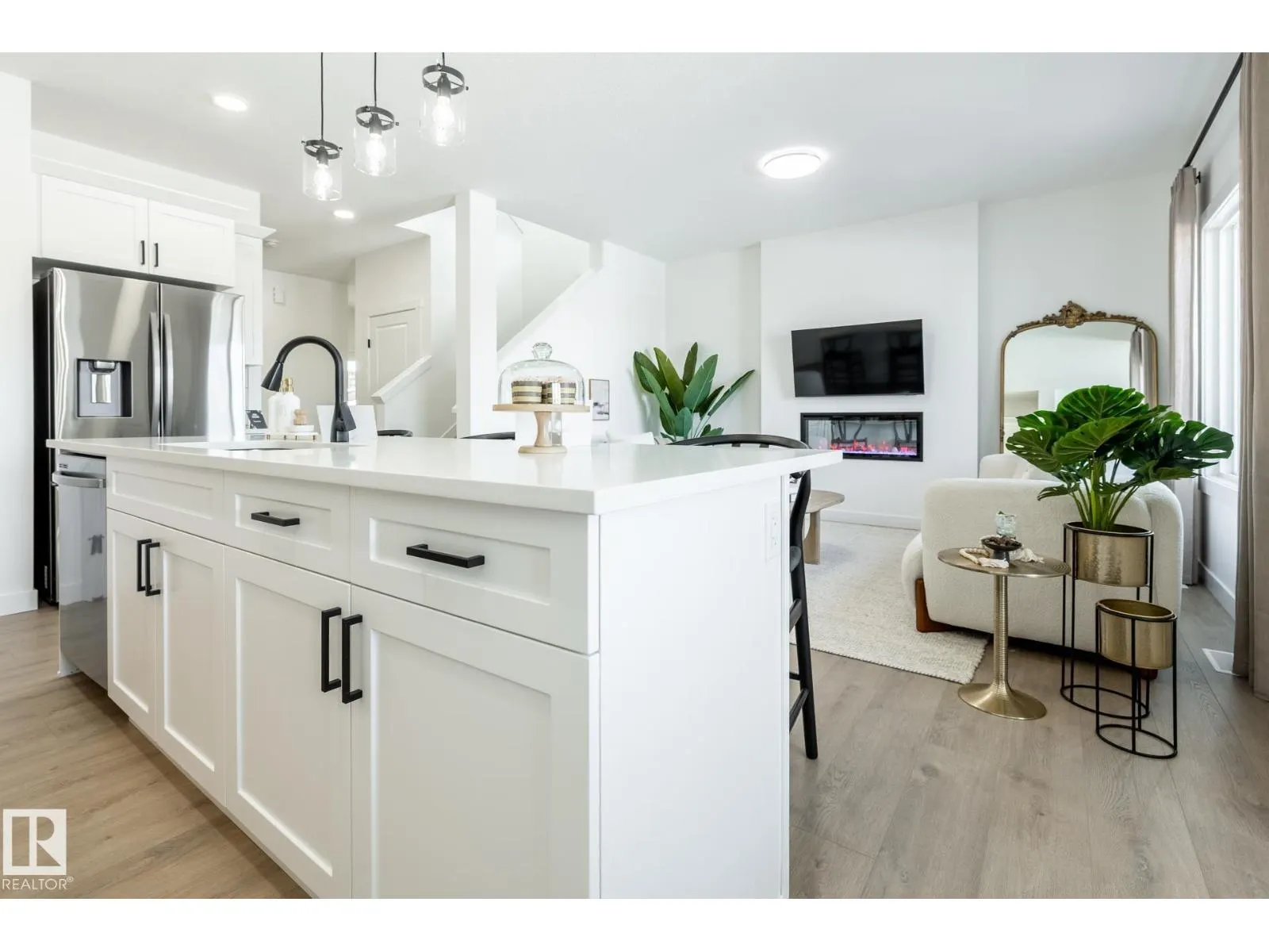 14 Marigold AV