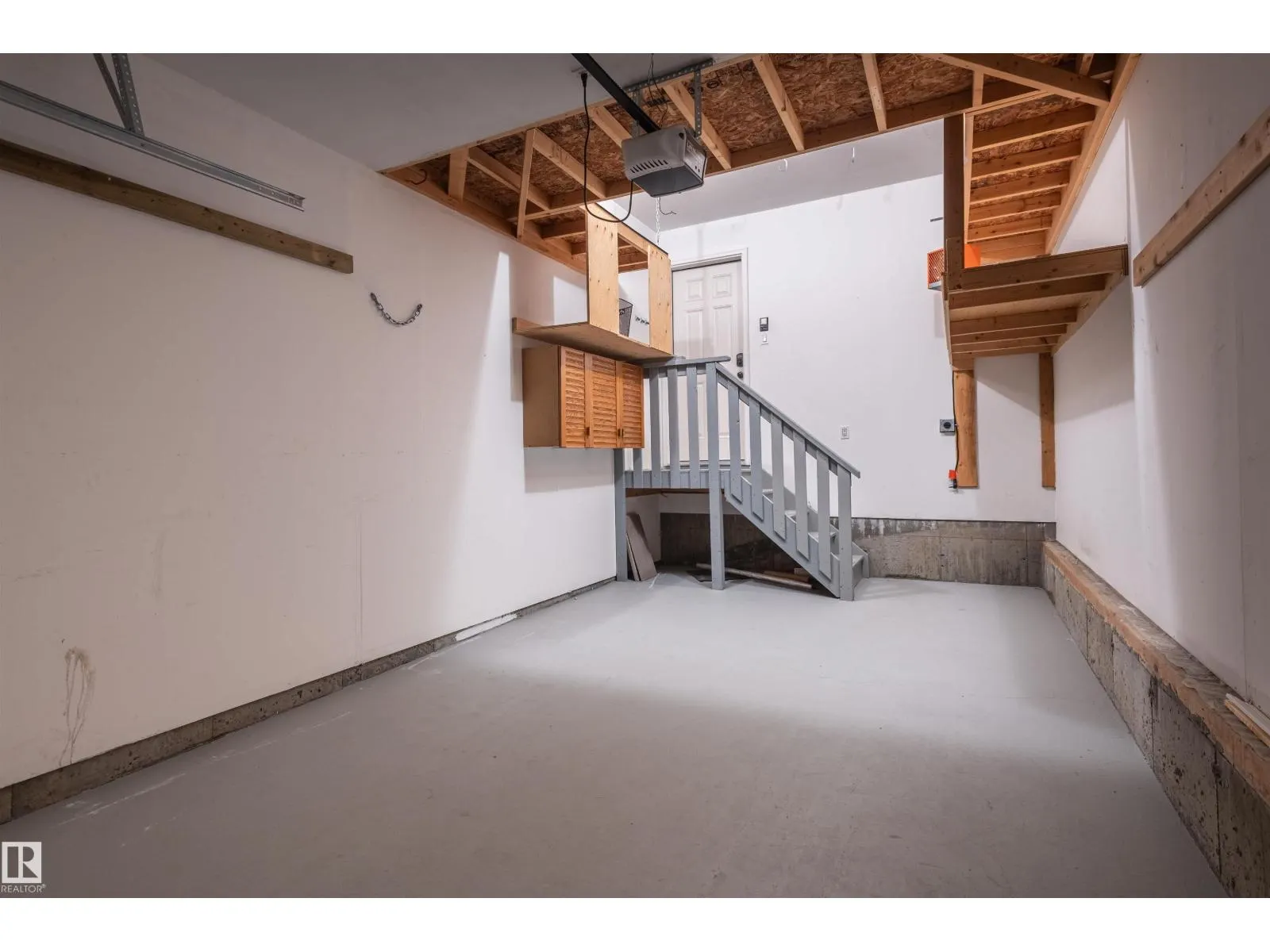 21413 94 AV NW