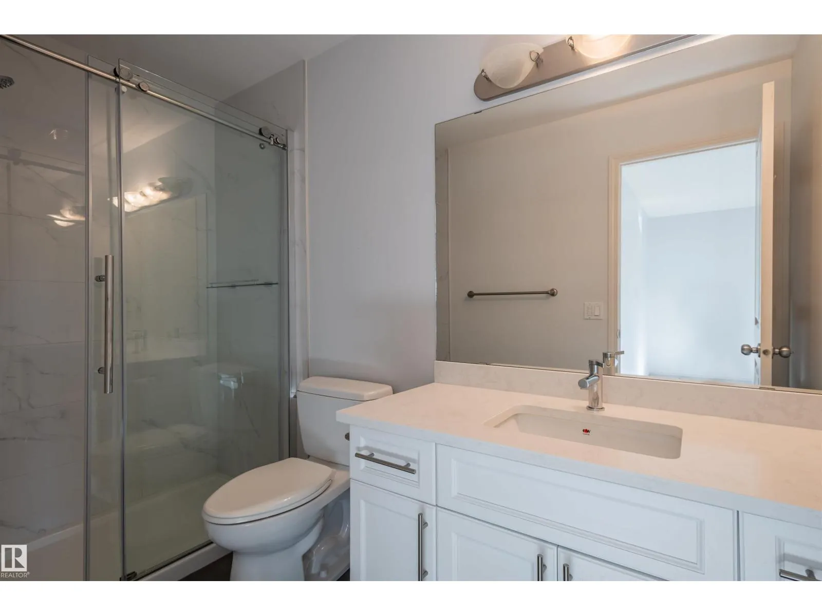 21413 94 AV NW