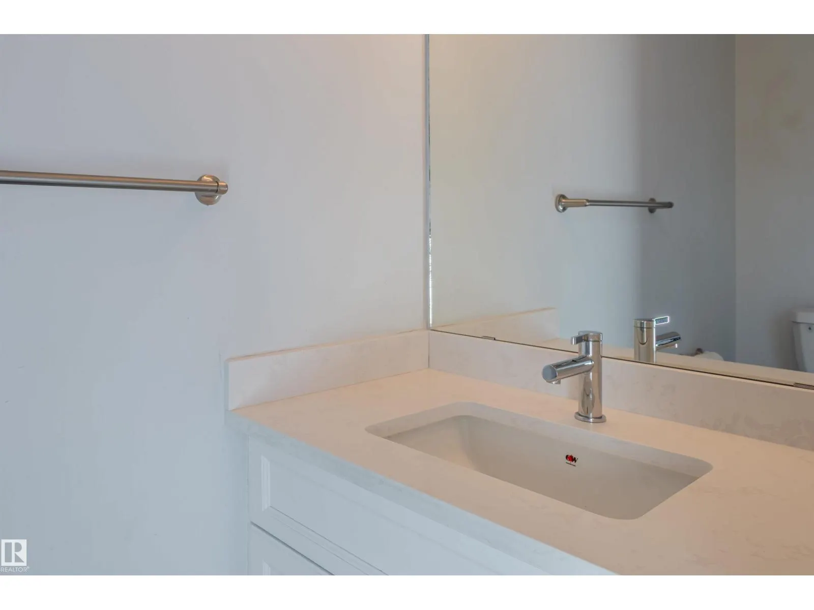 21413 94 AV NW