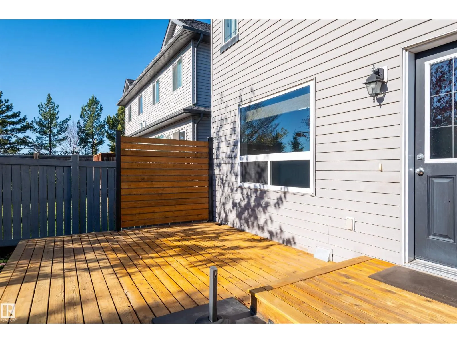 21413 94 AV NW