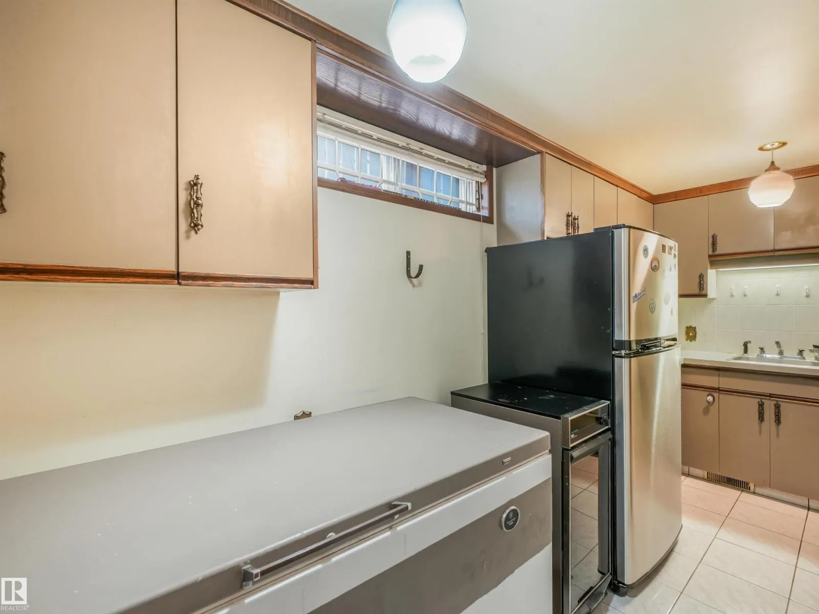 15103 92 ST NW