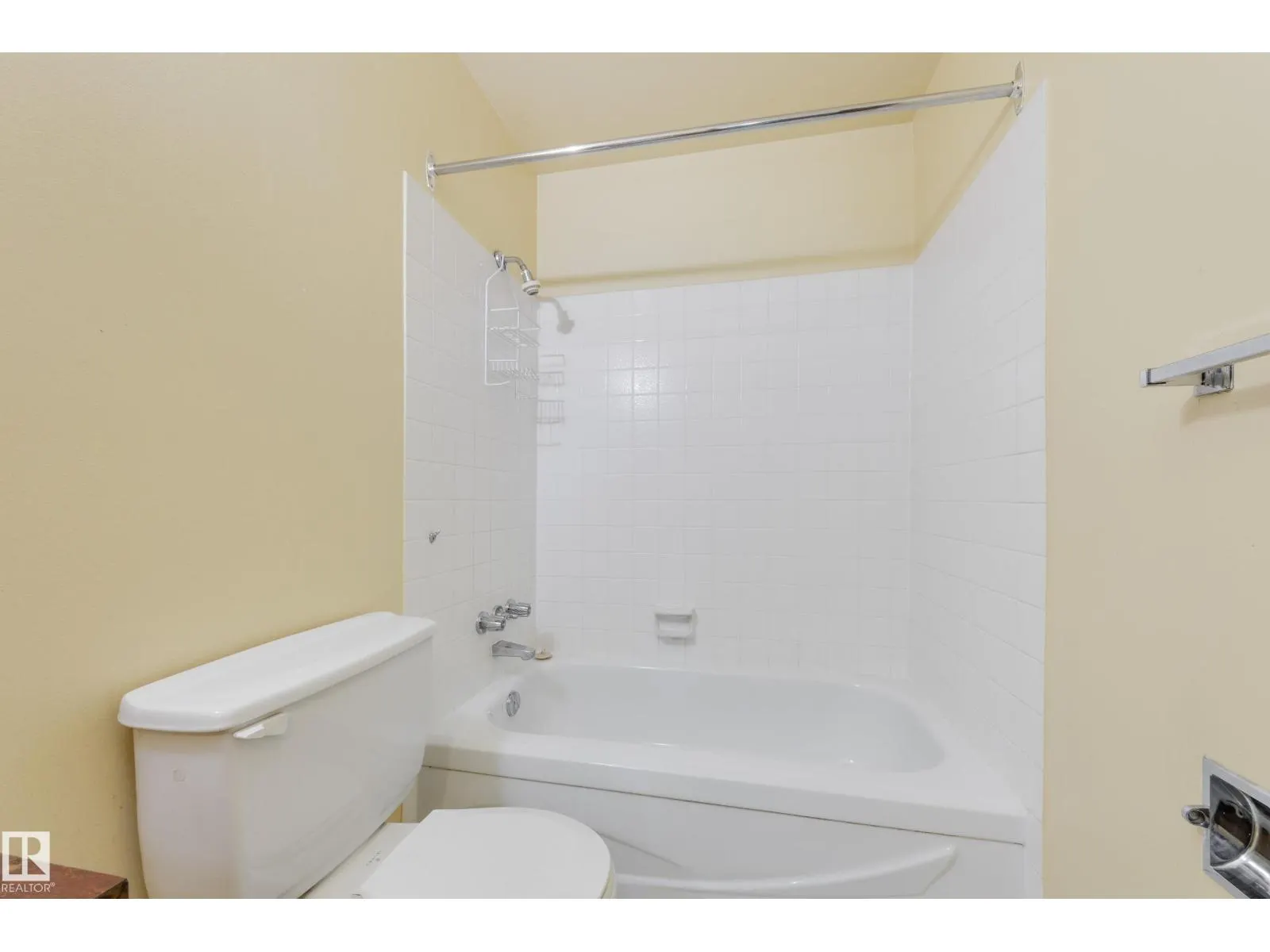 2734 105 ST NW