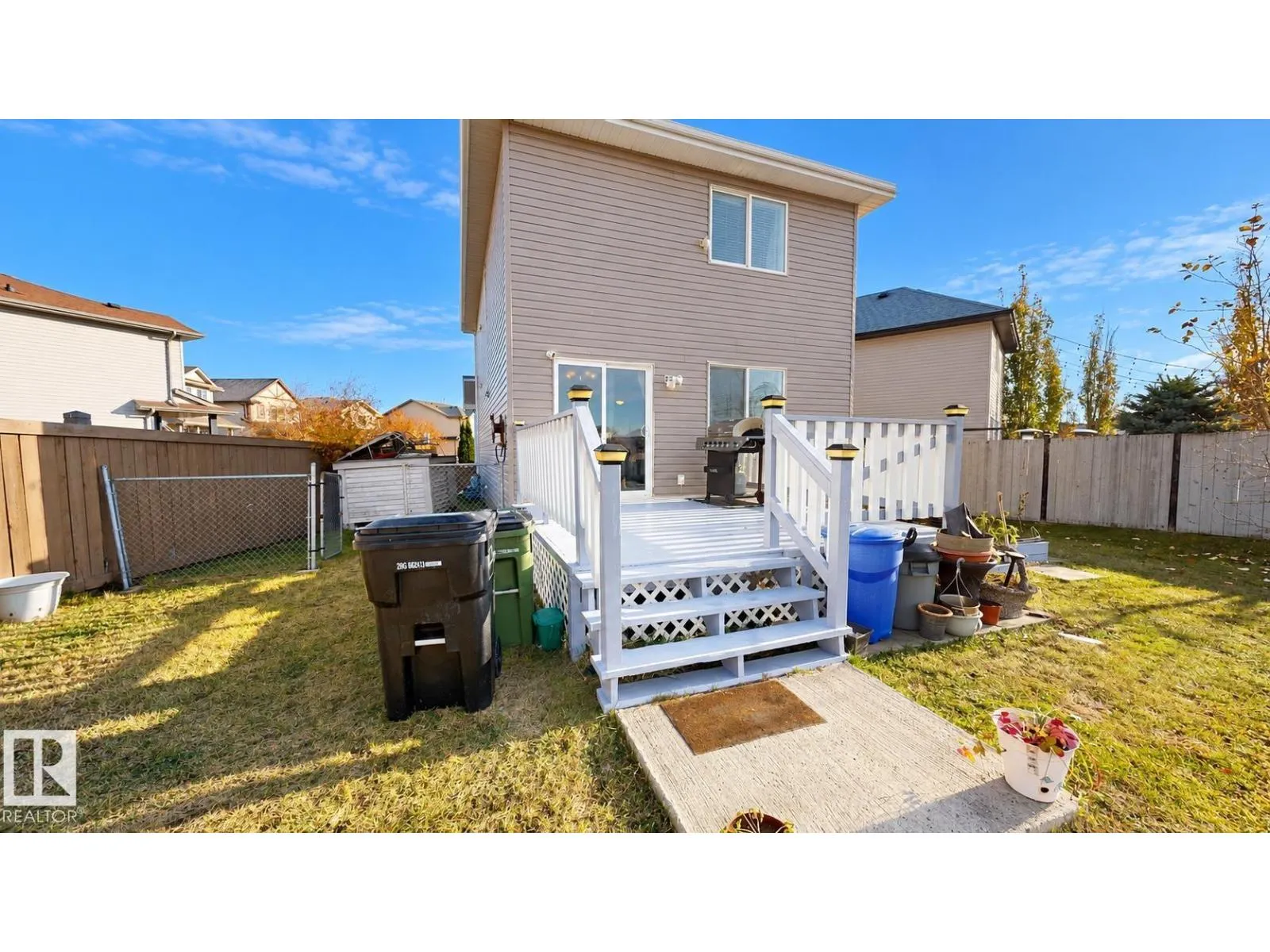 3931 160 AV NW