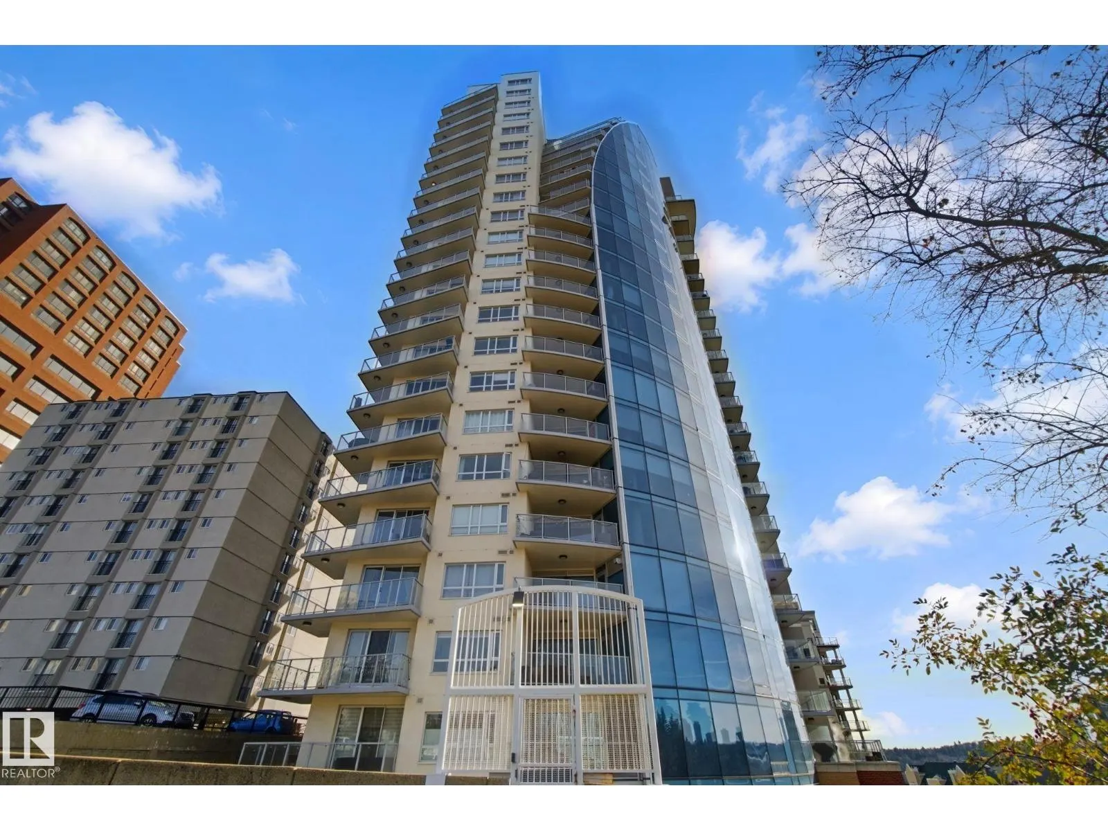 #1502 9720 106 ST NW