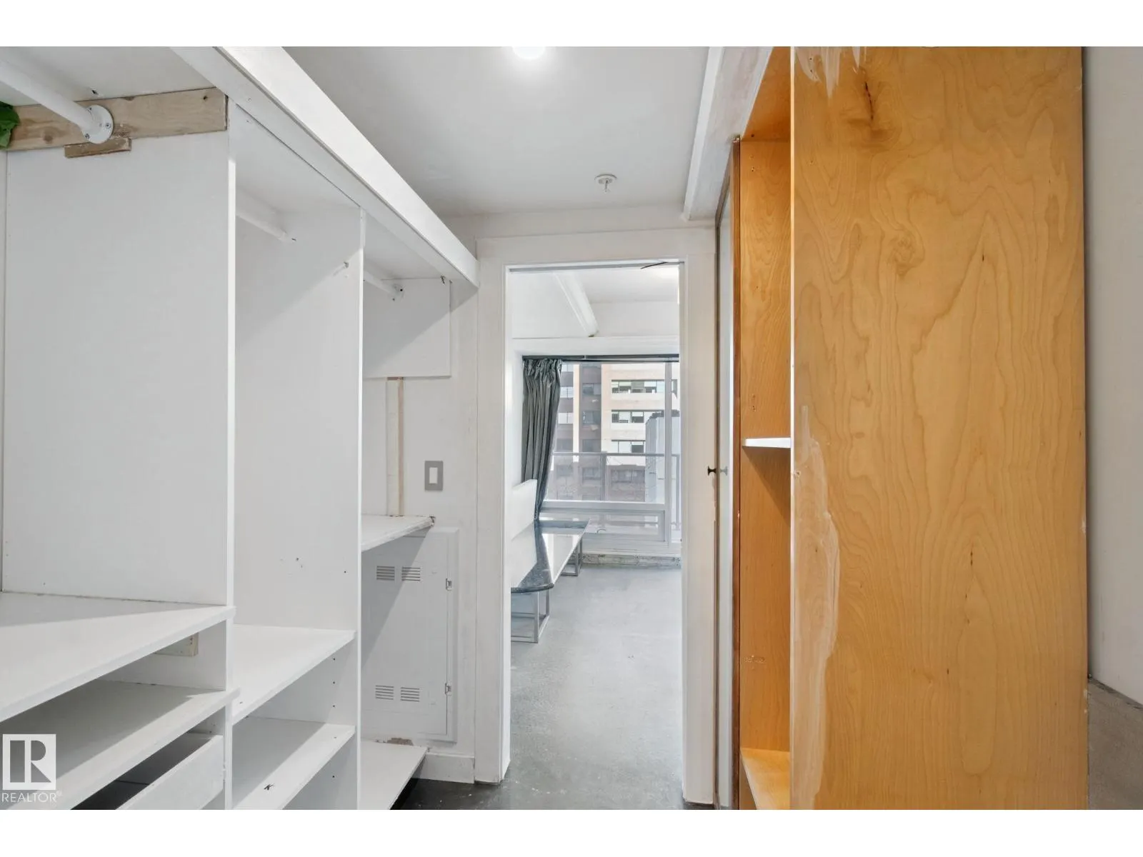 #1502 9720 106 ST NW