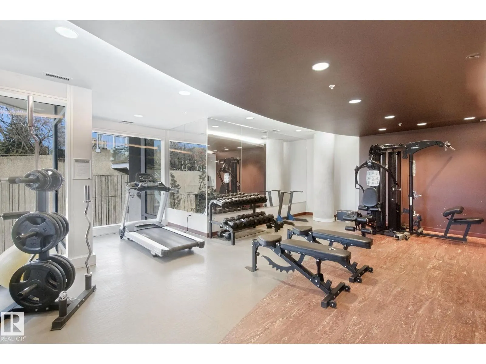 #1502 9720 106 ST NW