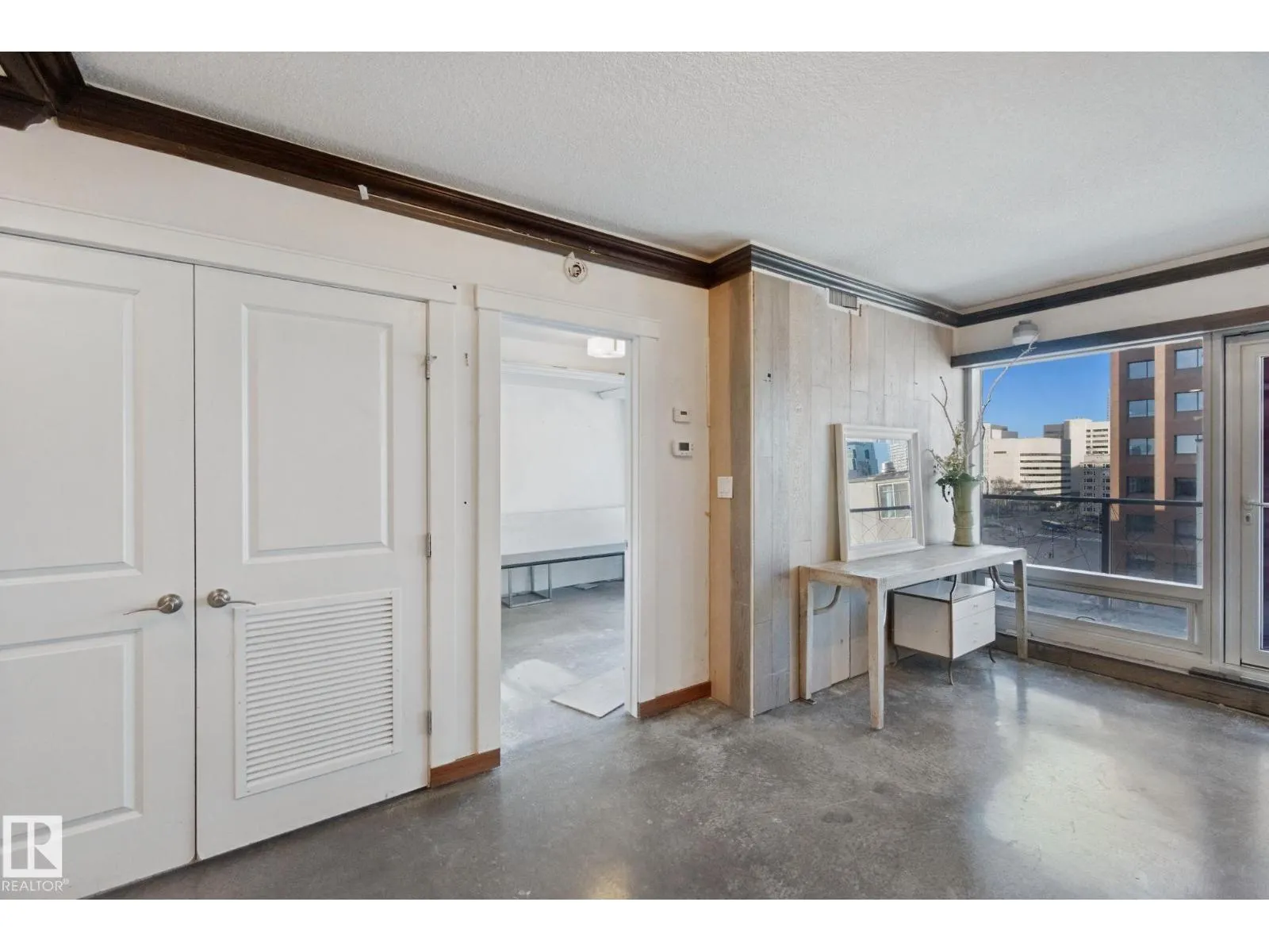 #1502 9720 106 ST NW