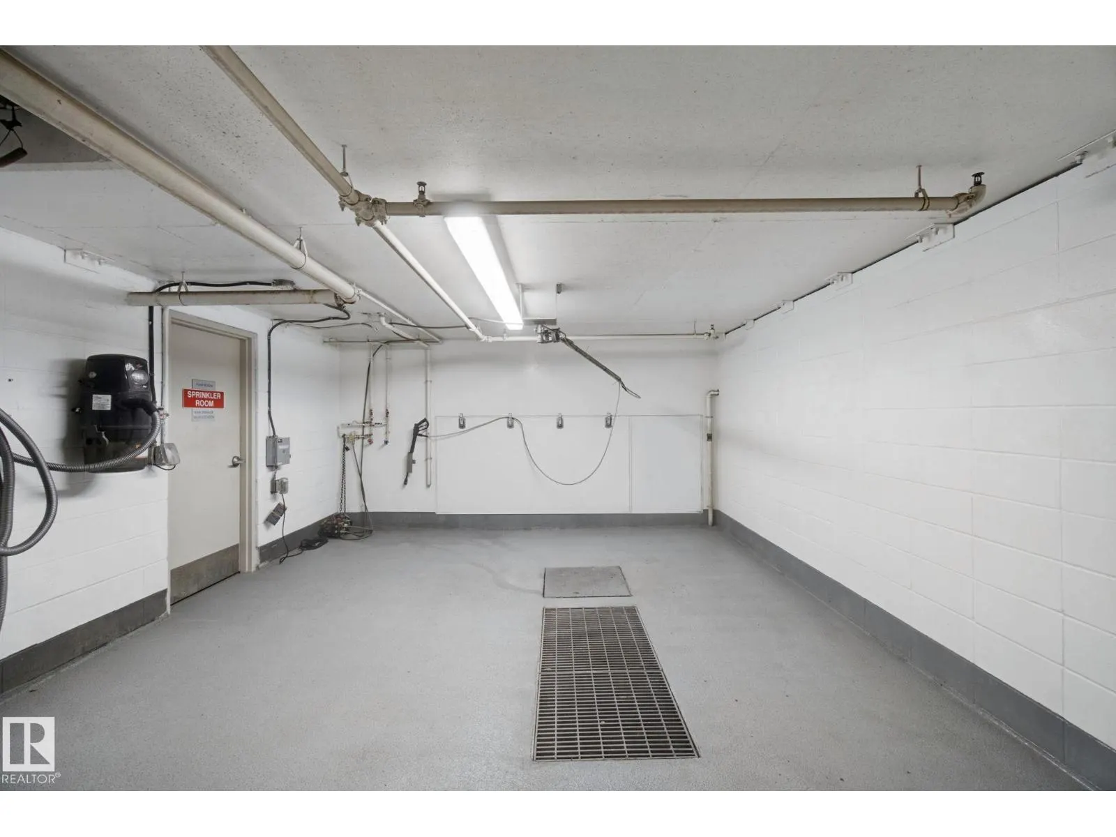#1502 9720 106 ST NW