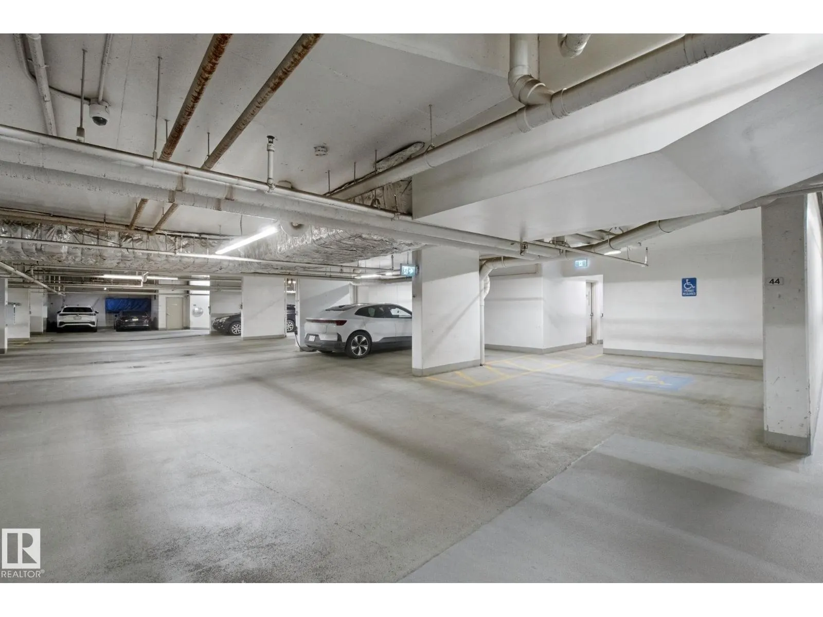 #1502 9720 106 ST NW