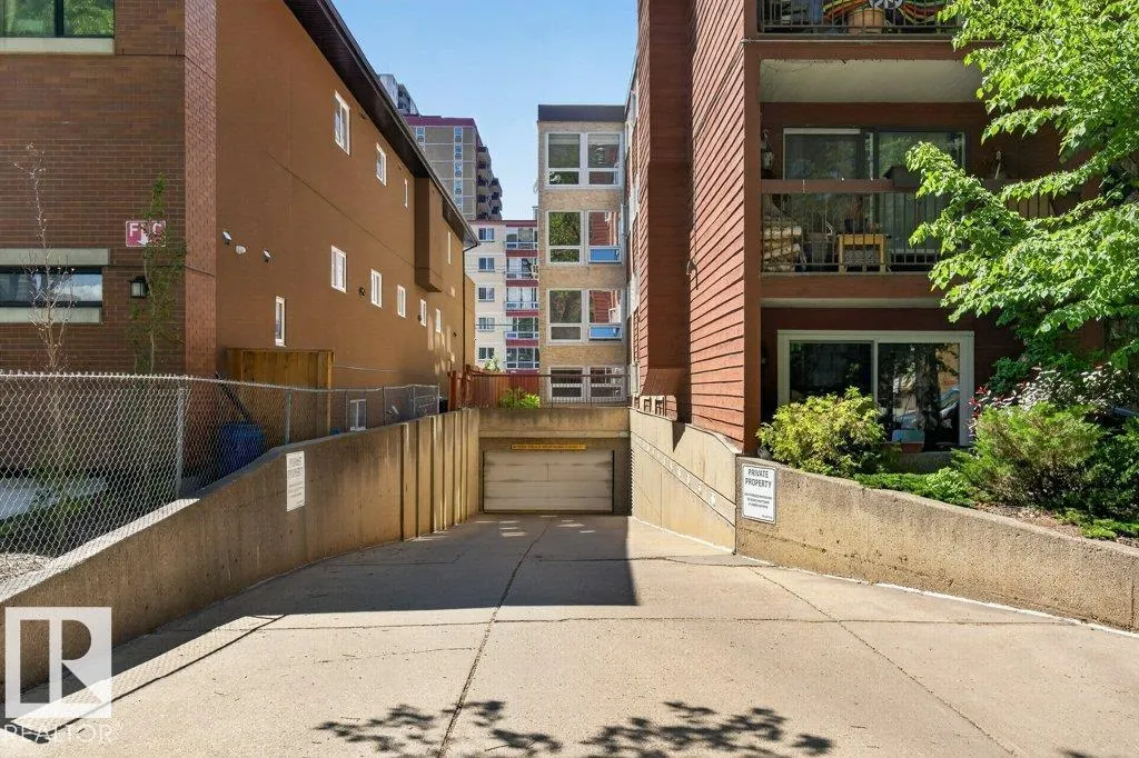 #3 10160 119 ST NW
