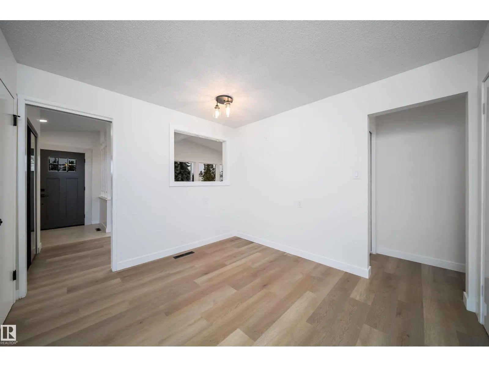7807 144 AV NW