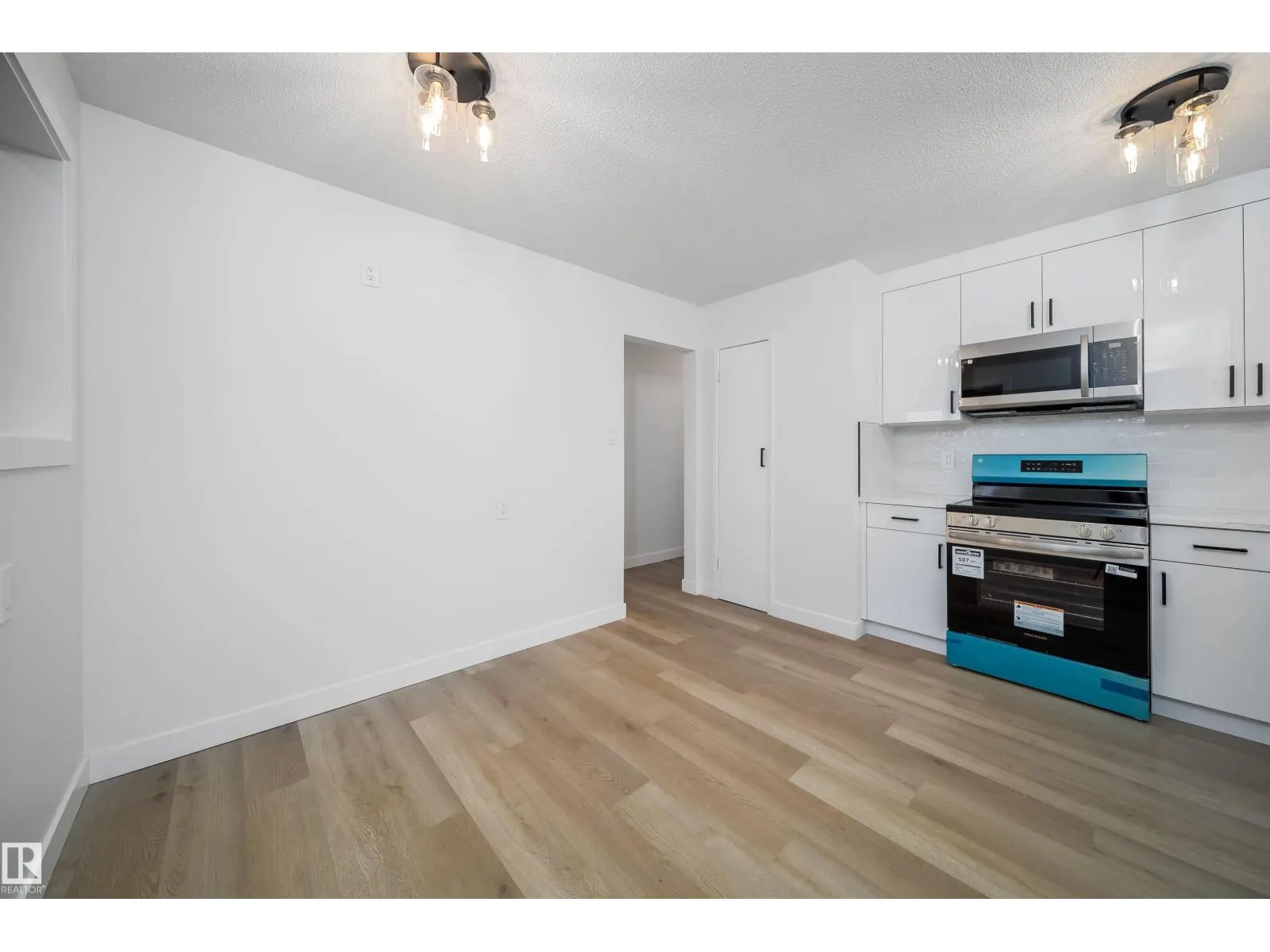 7807 144 AV NW