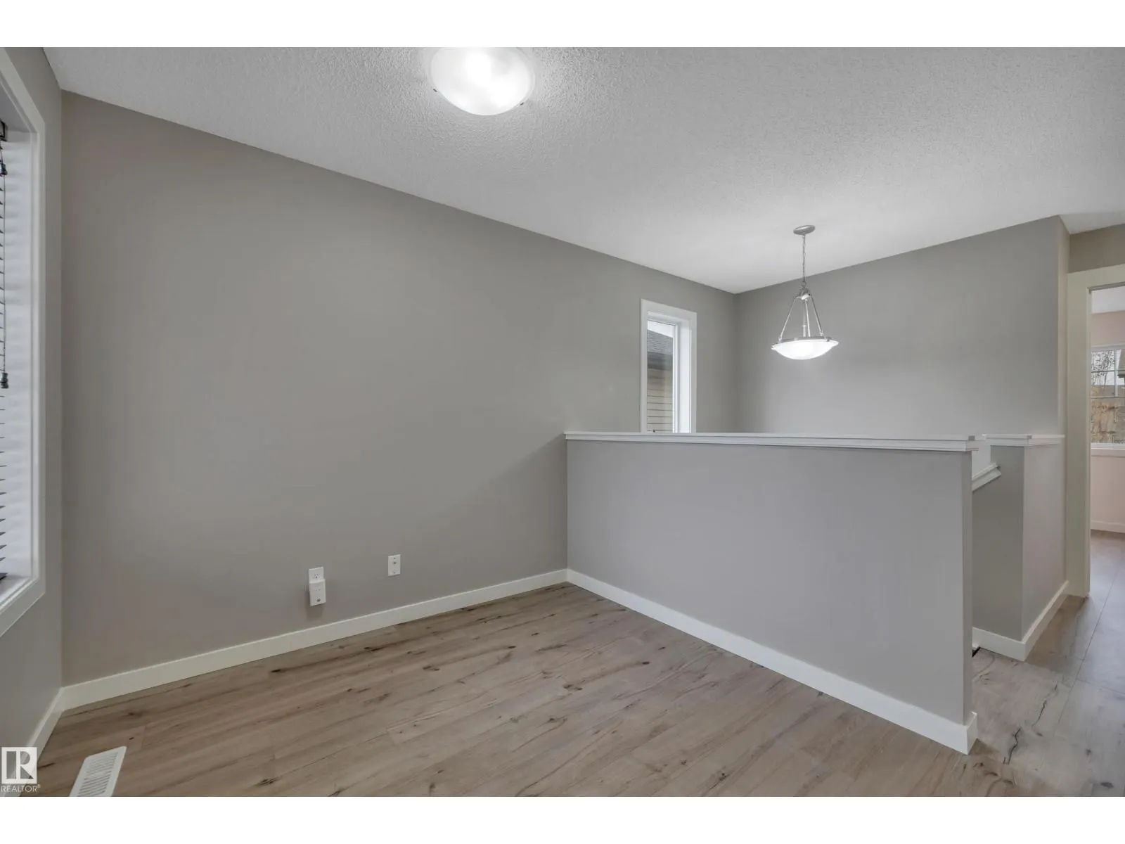1706 CUNNINGHAM WY SW