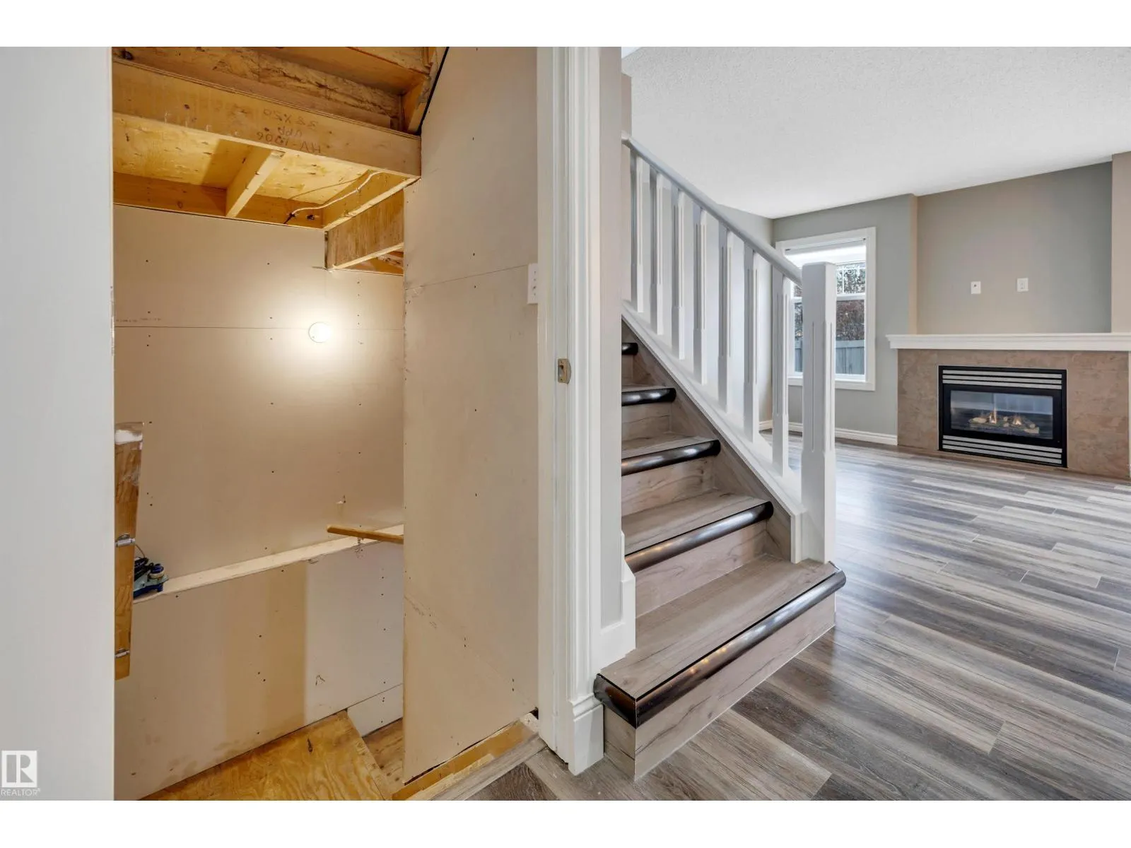 1706 CUNNINGHAM WY SW