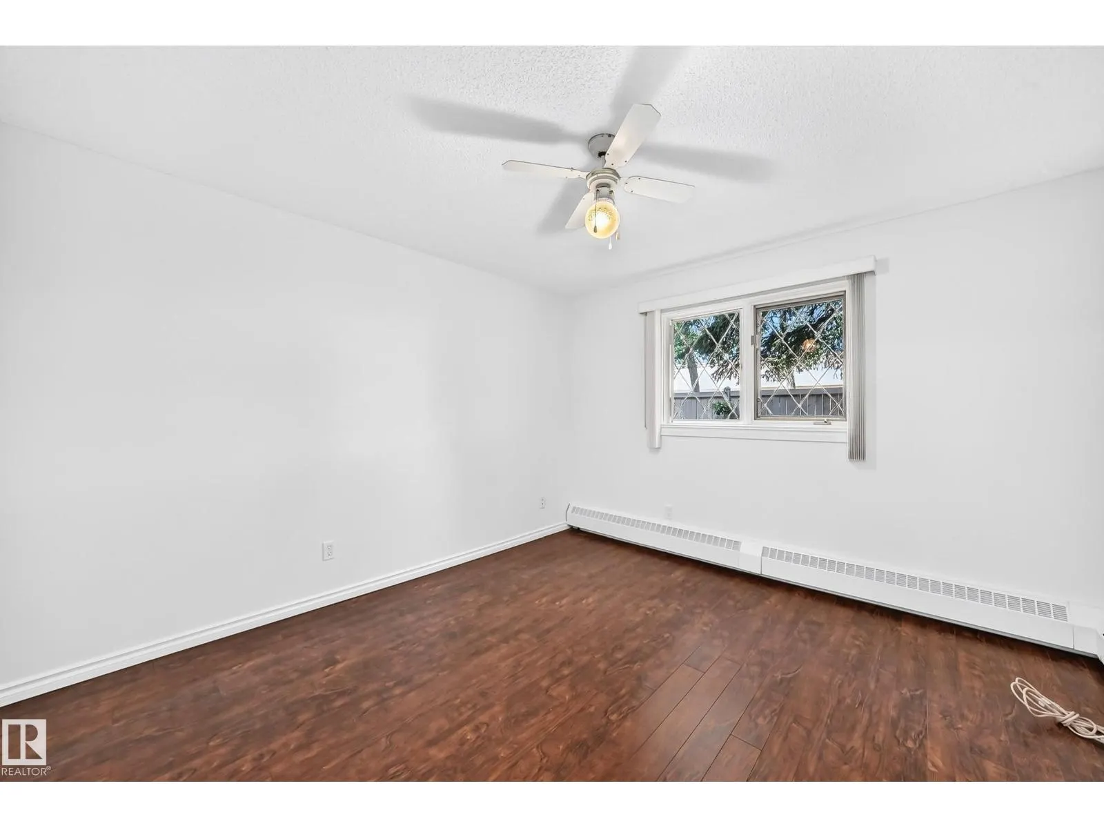#109 10945 21 AV NW