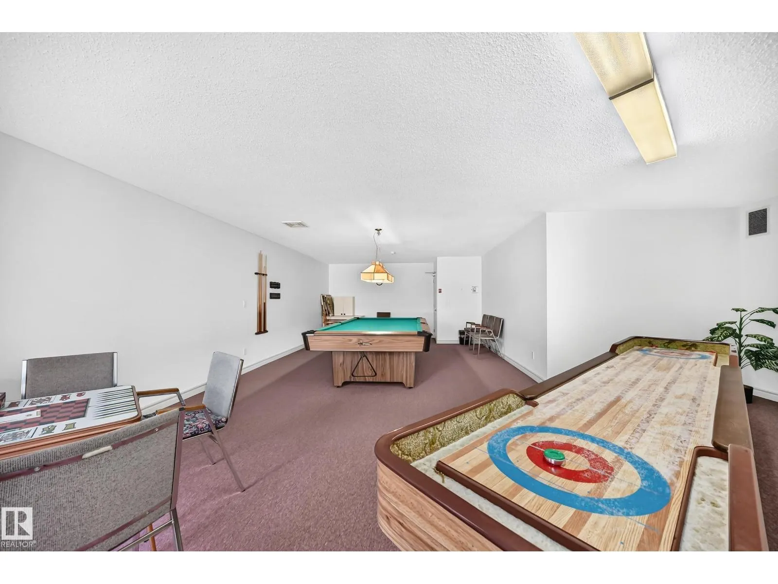 #109 10945 21 AV NW