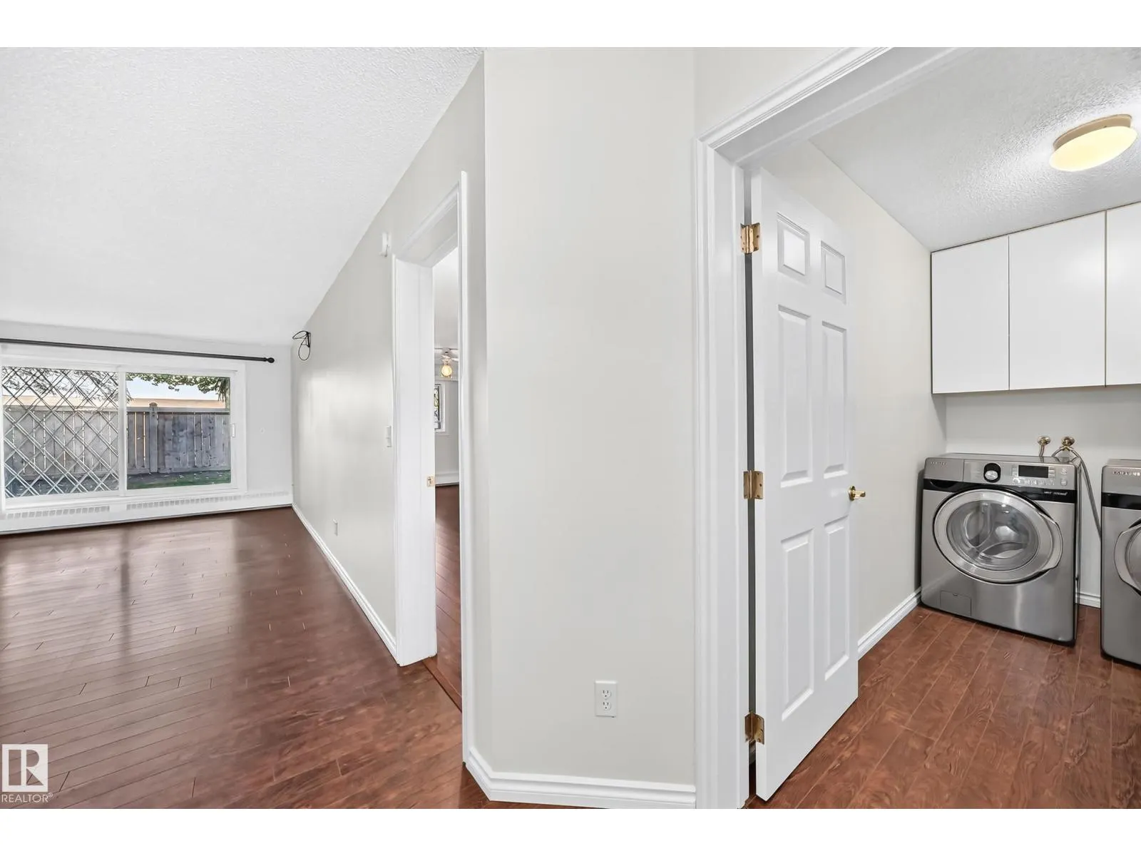 #109 10945 21 AV NW