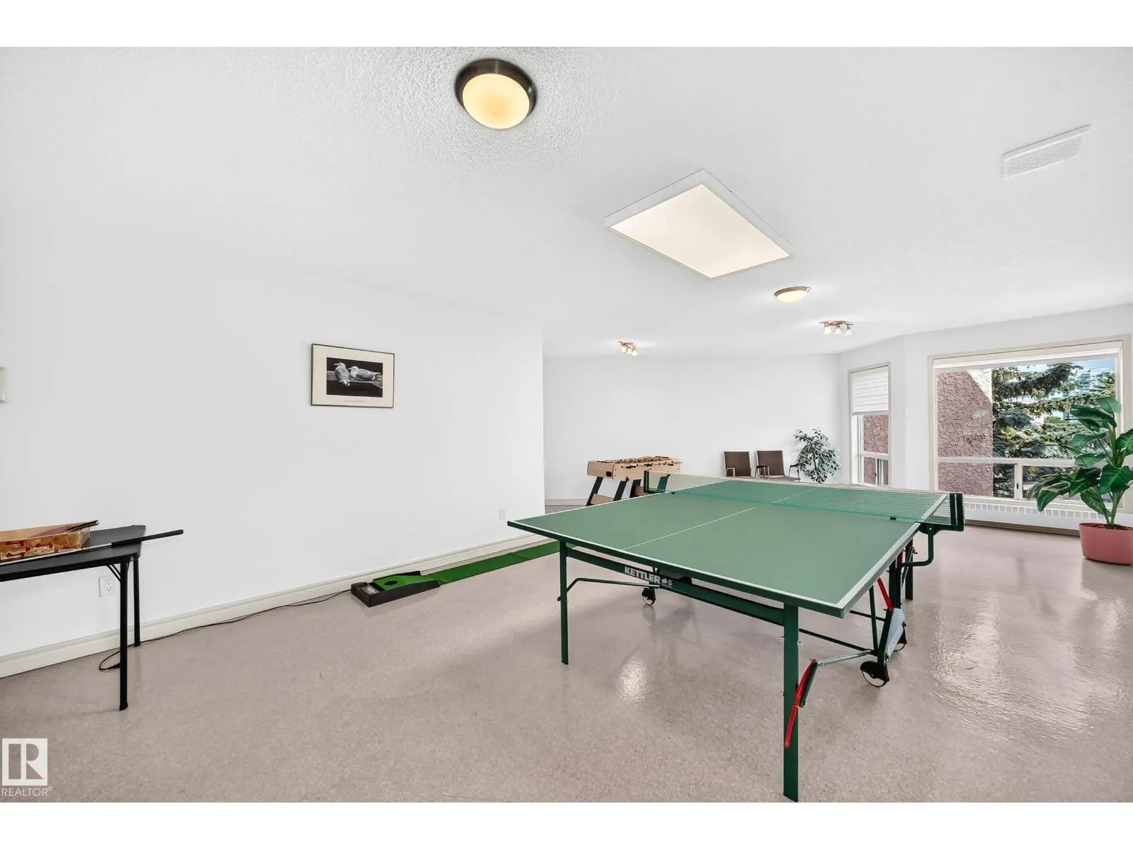 #109 10945 21 AV NW