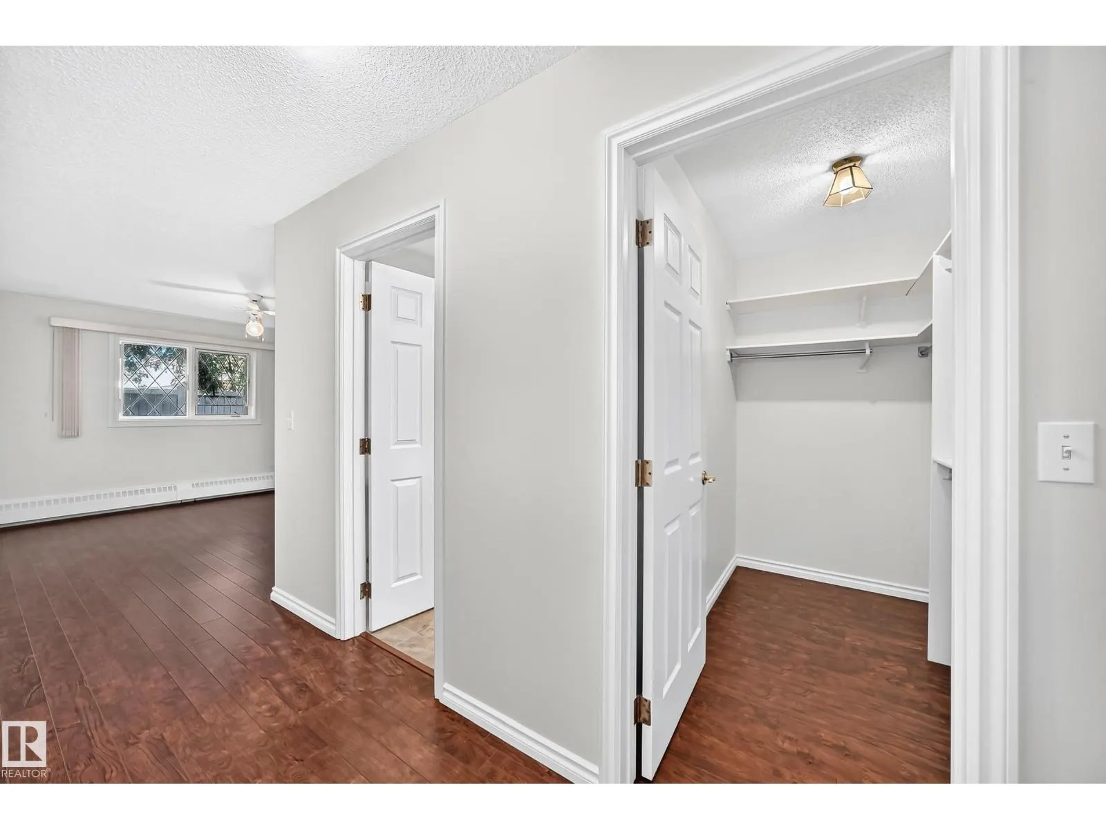 #109 10945 21 AV NW