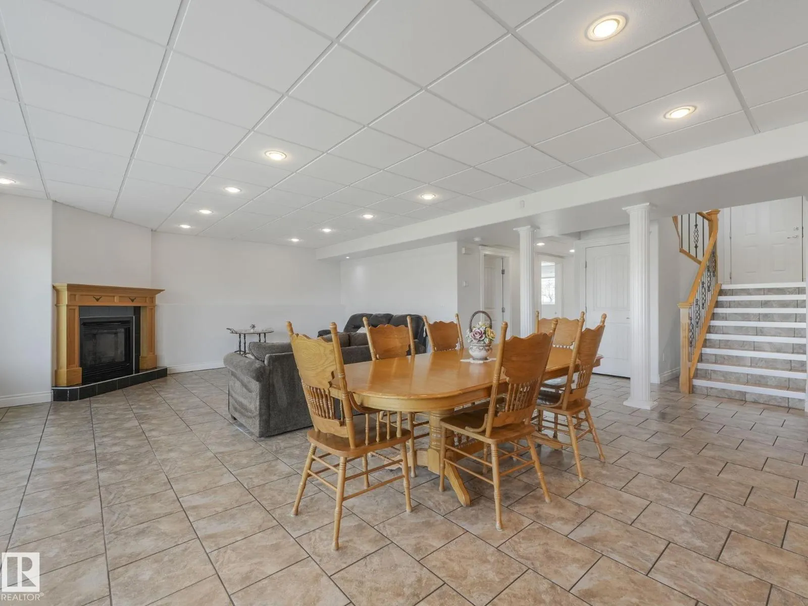 7504 161A AV NW