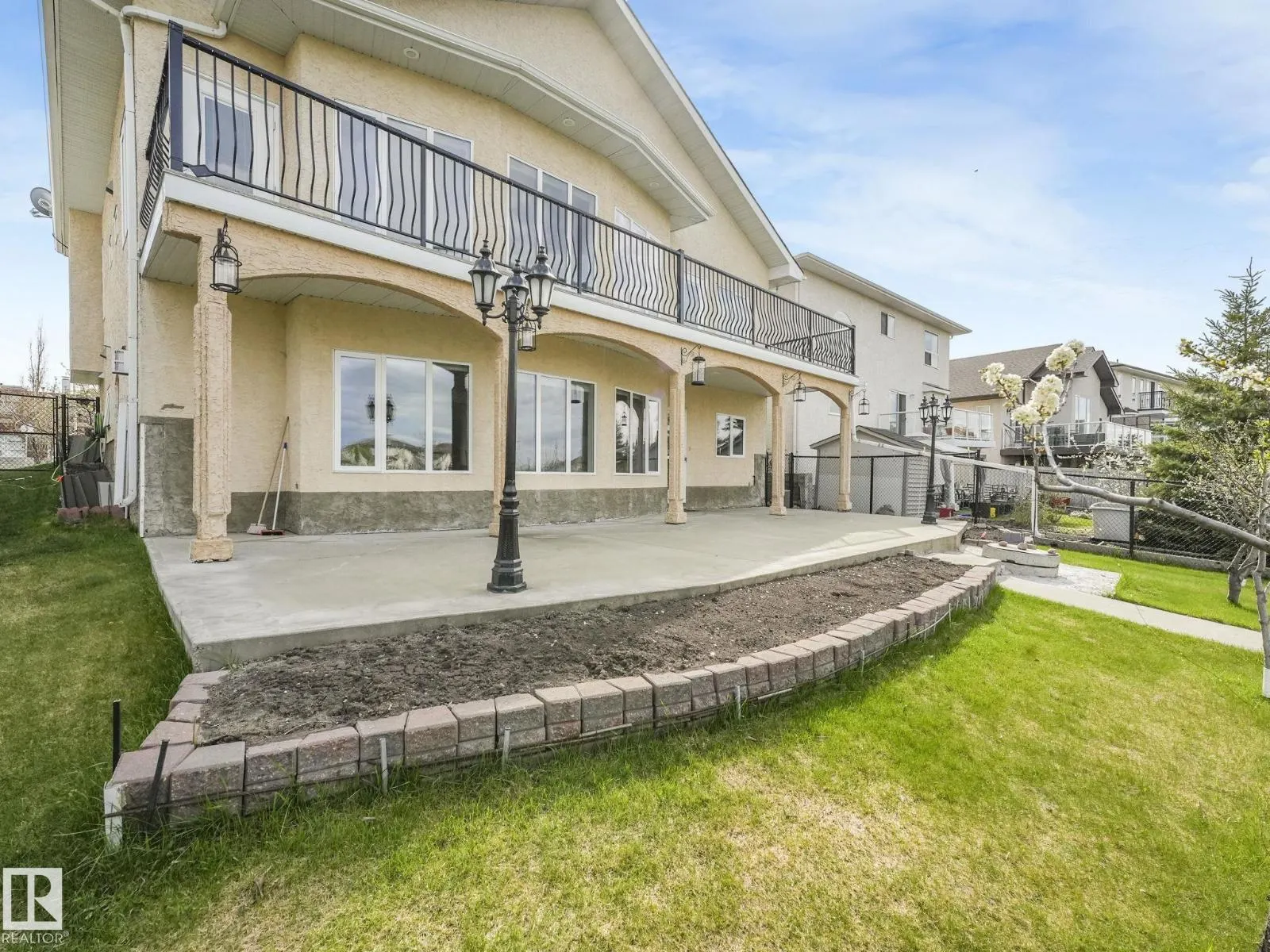 7504 161A AV NW