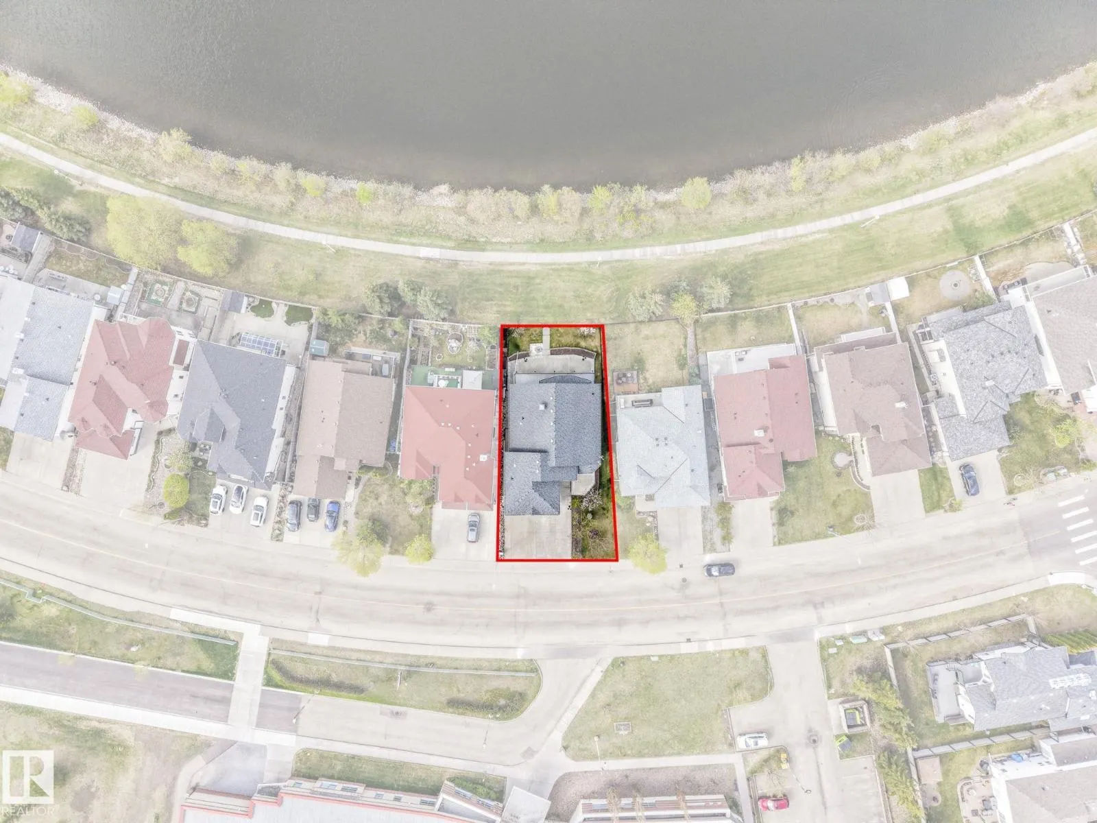 7504 161A AV NW