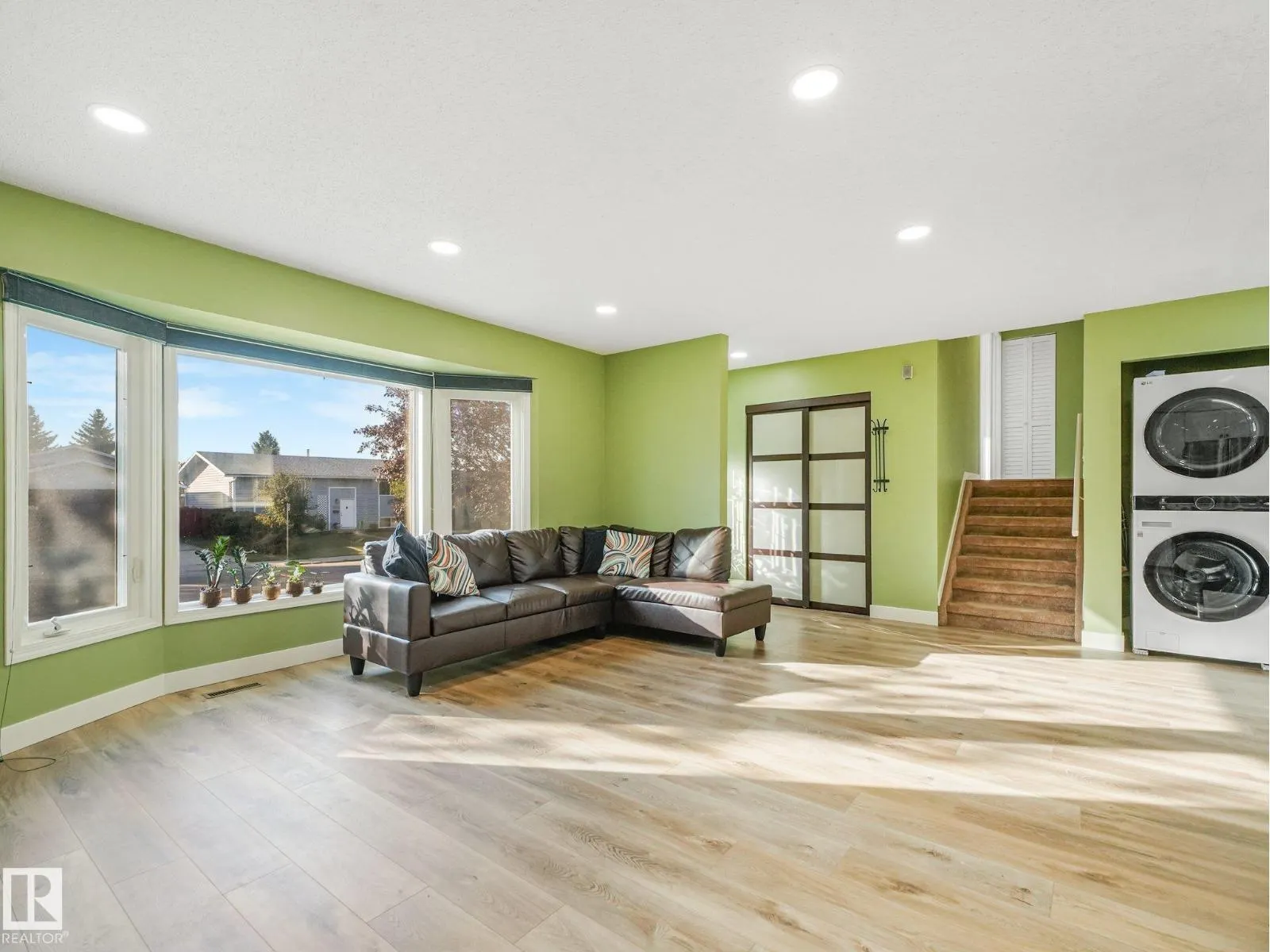 3903 62 ST NW