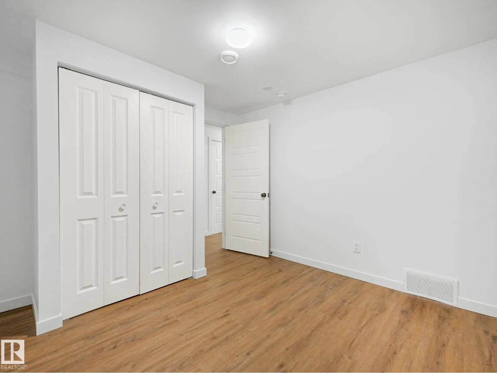 3903 62 ST NW