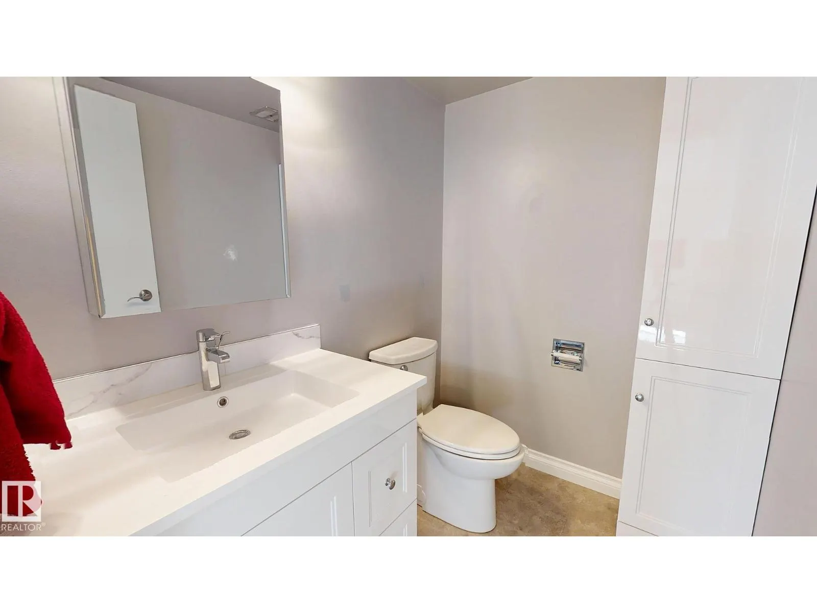 #502 11710 100 AV NW