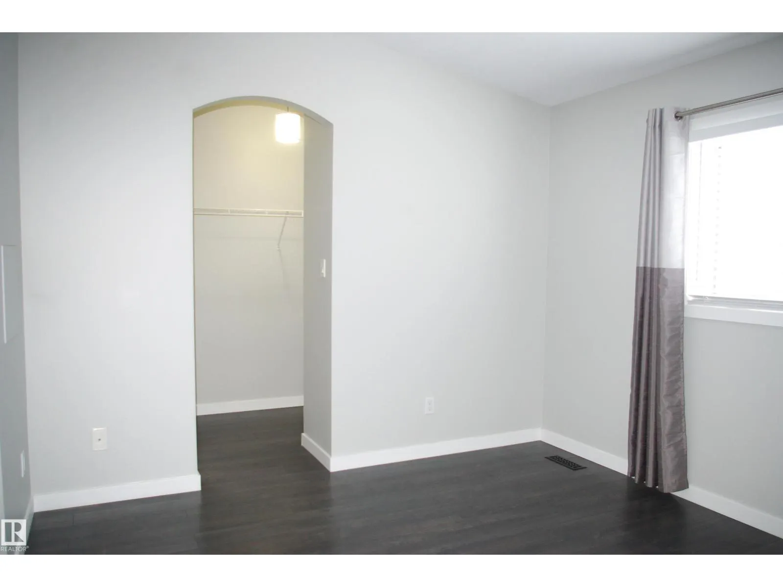 #27 9505 176 ST NW