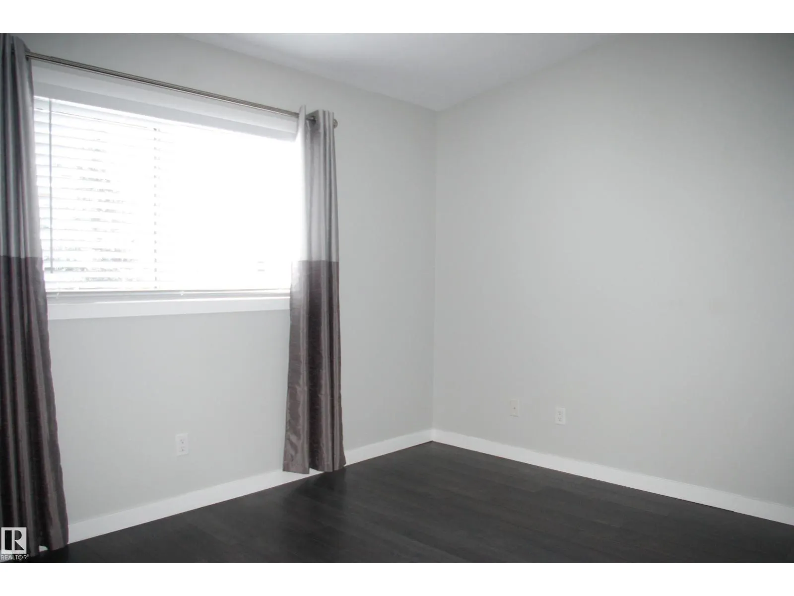 #27 9505 176 ST NW