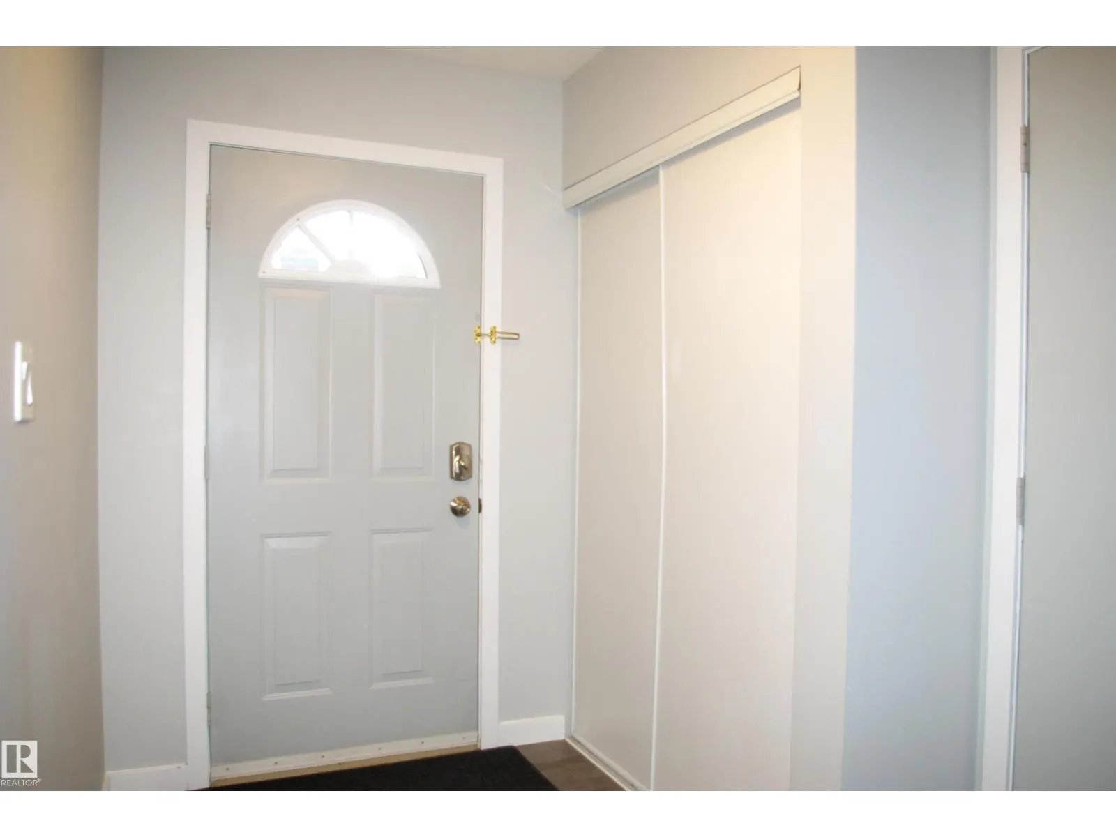 #27 9505 176 ST NW