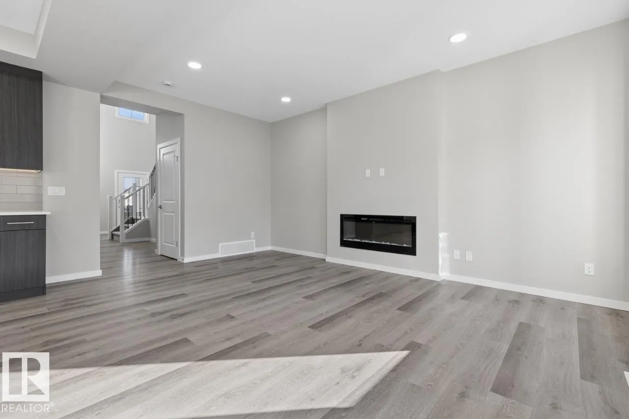 104 Brookside DR
