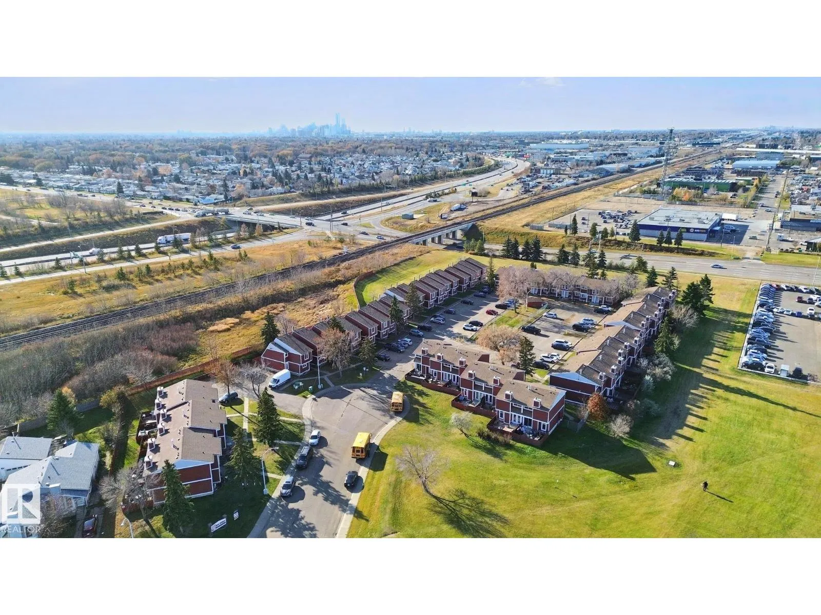 #11 4707 126 AV NW