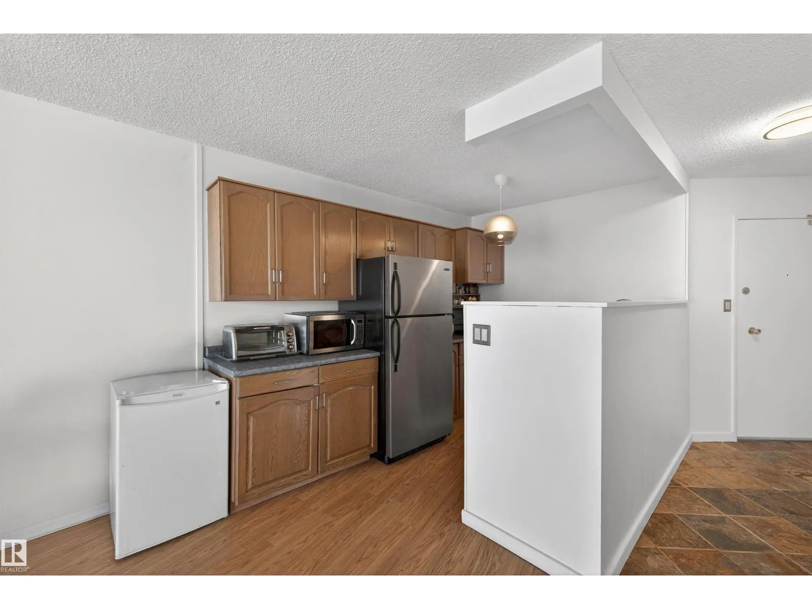 10045 117 ST NW