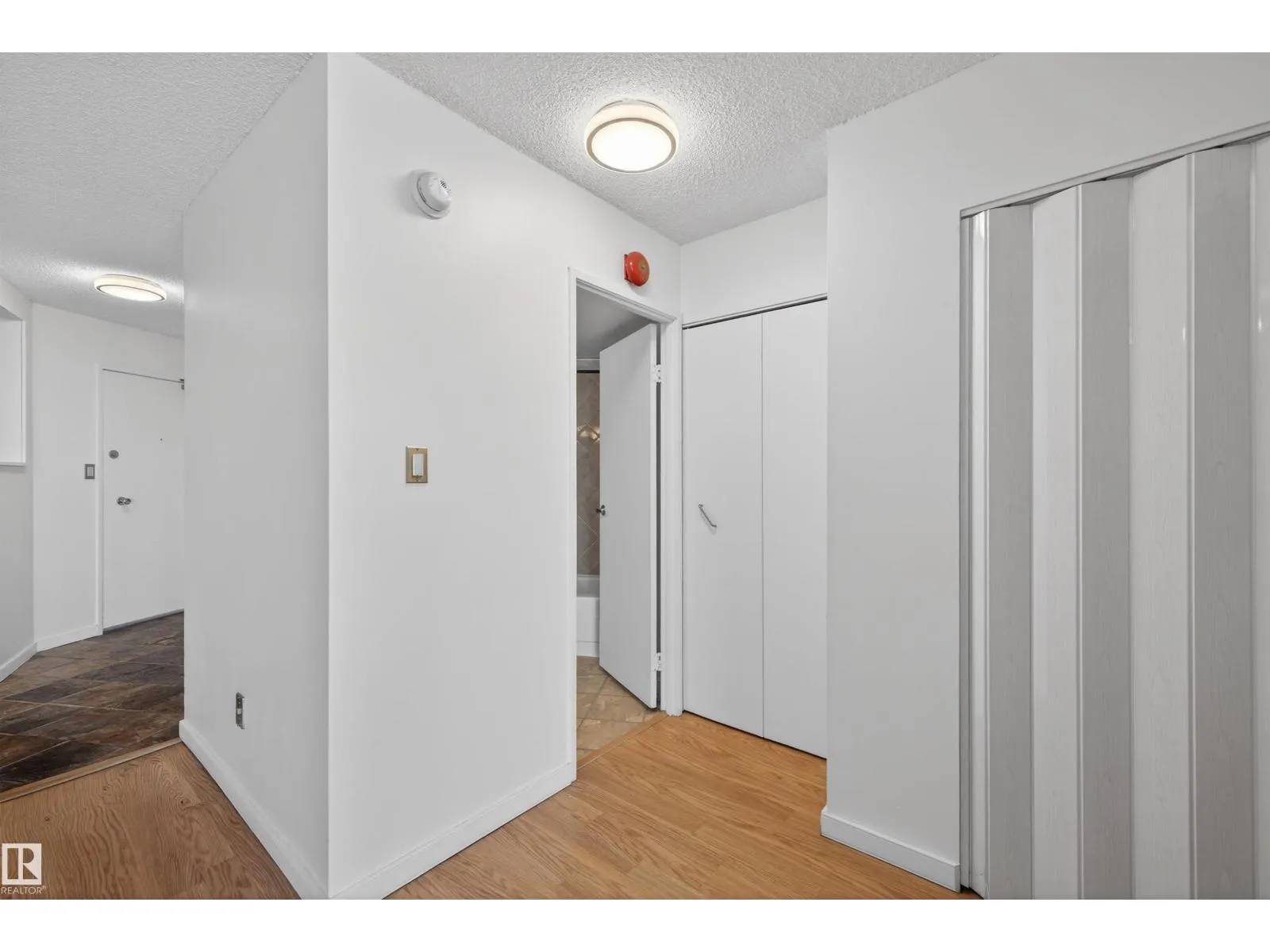 10045 117 ST NW