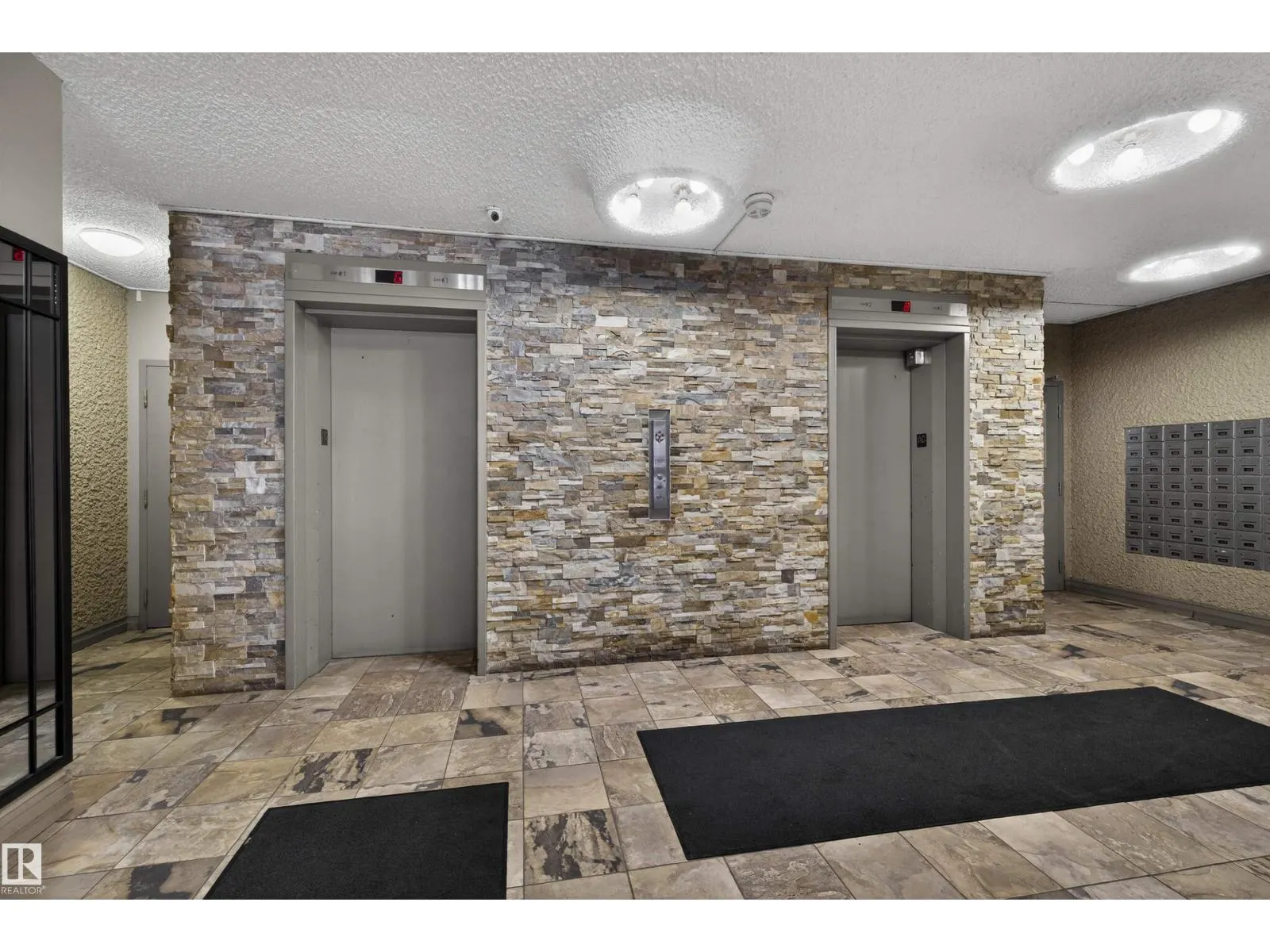 10045 117 ST NW