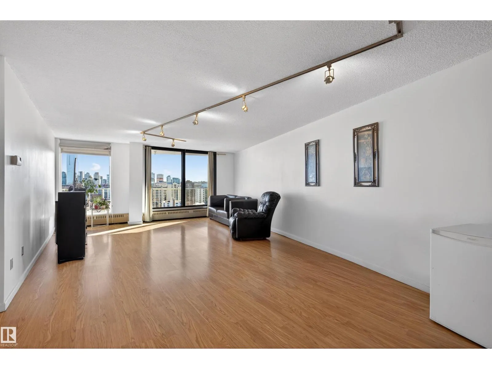 10045 117 ST NW