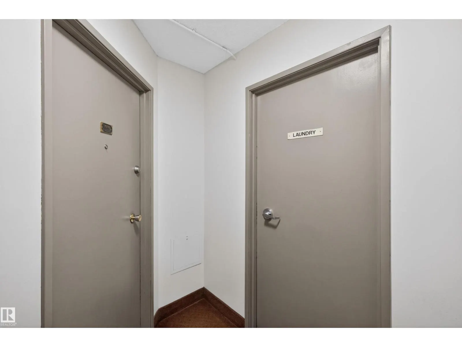 10045 117 ST NW