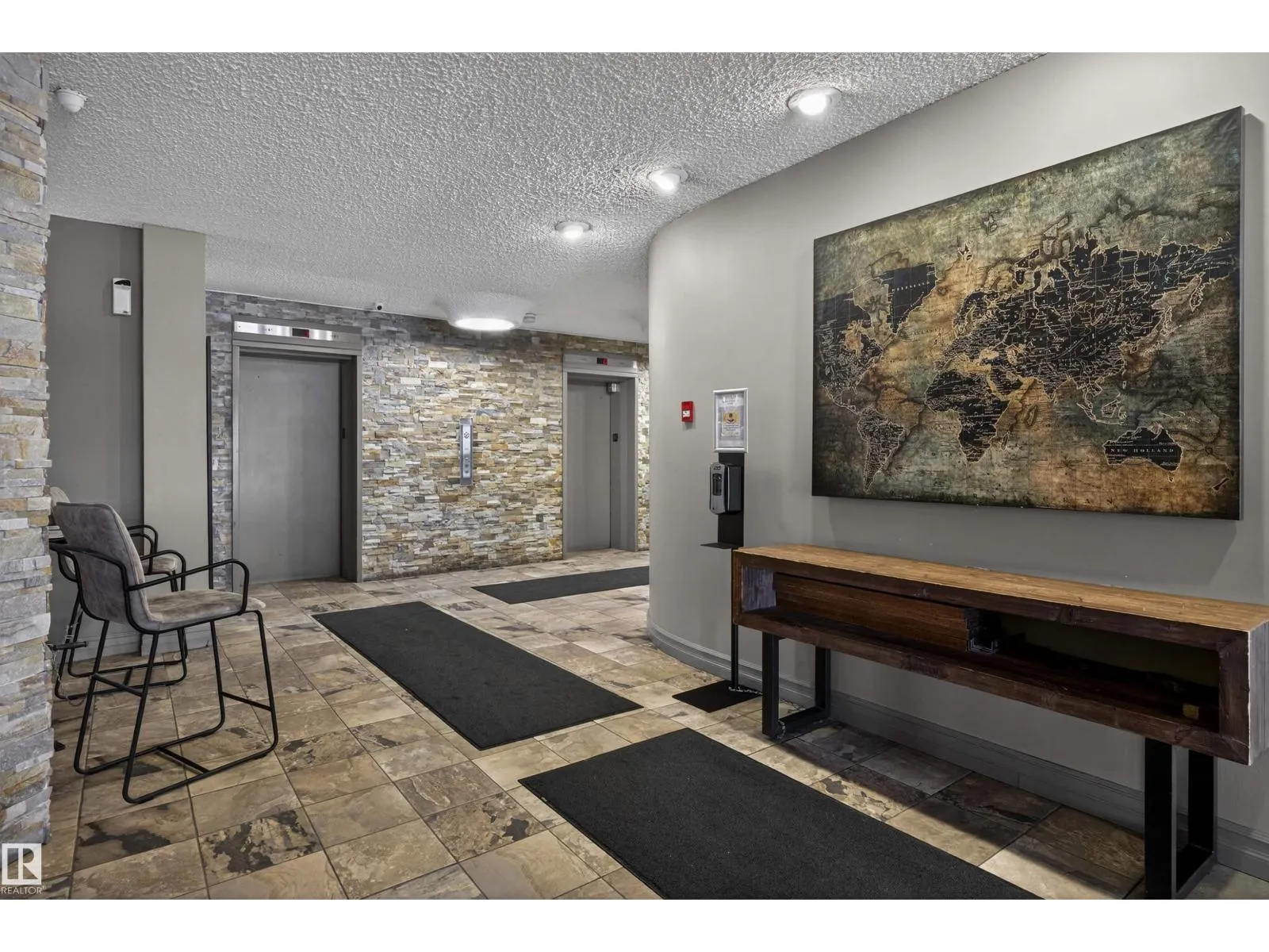 10045 117 ST NW