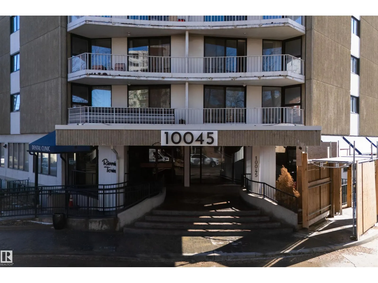 10045 117 ST NW