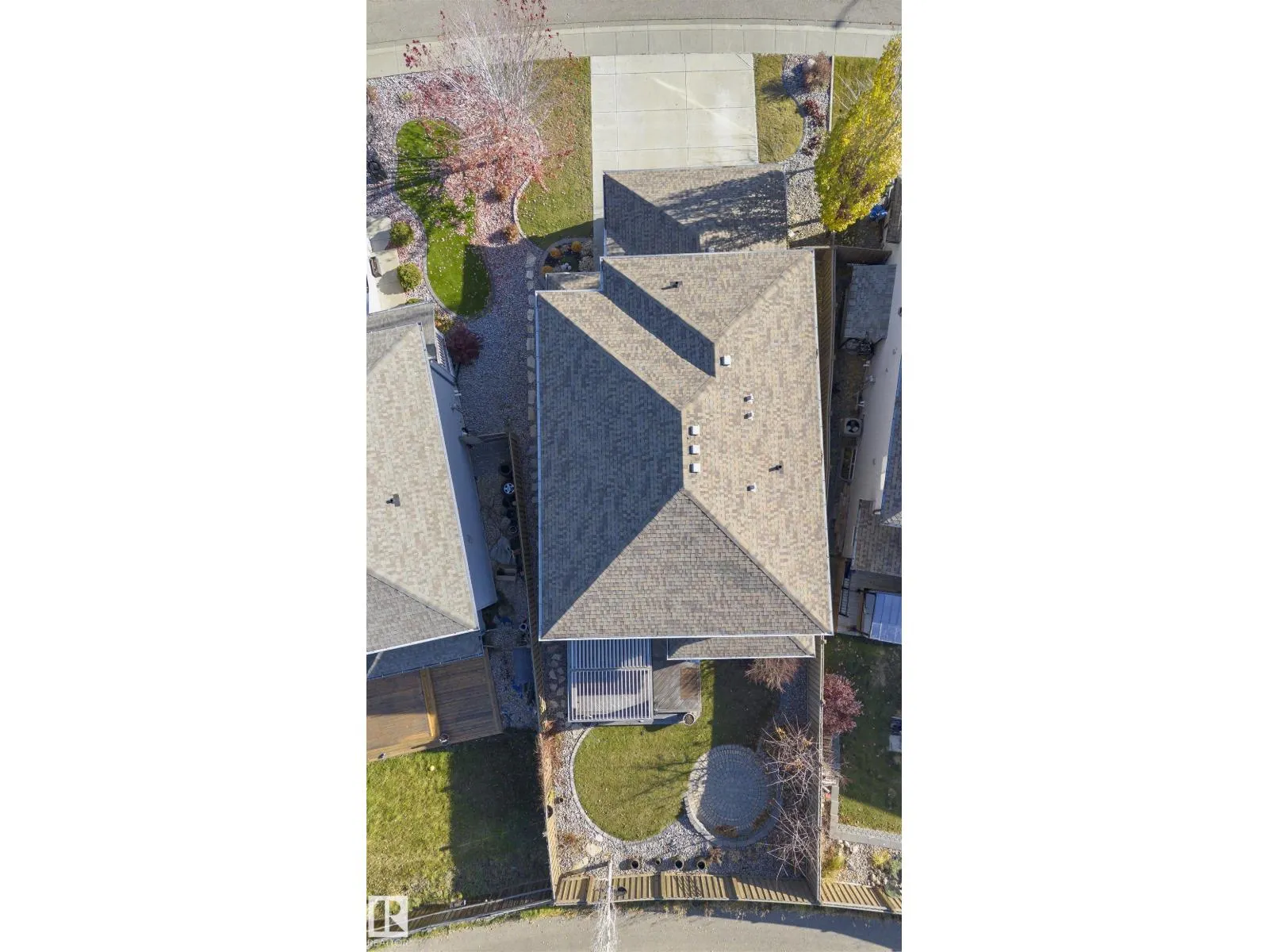16808 57 ST NW