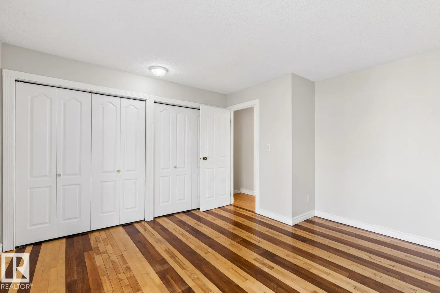 14713 25 ST NW