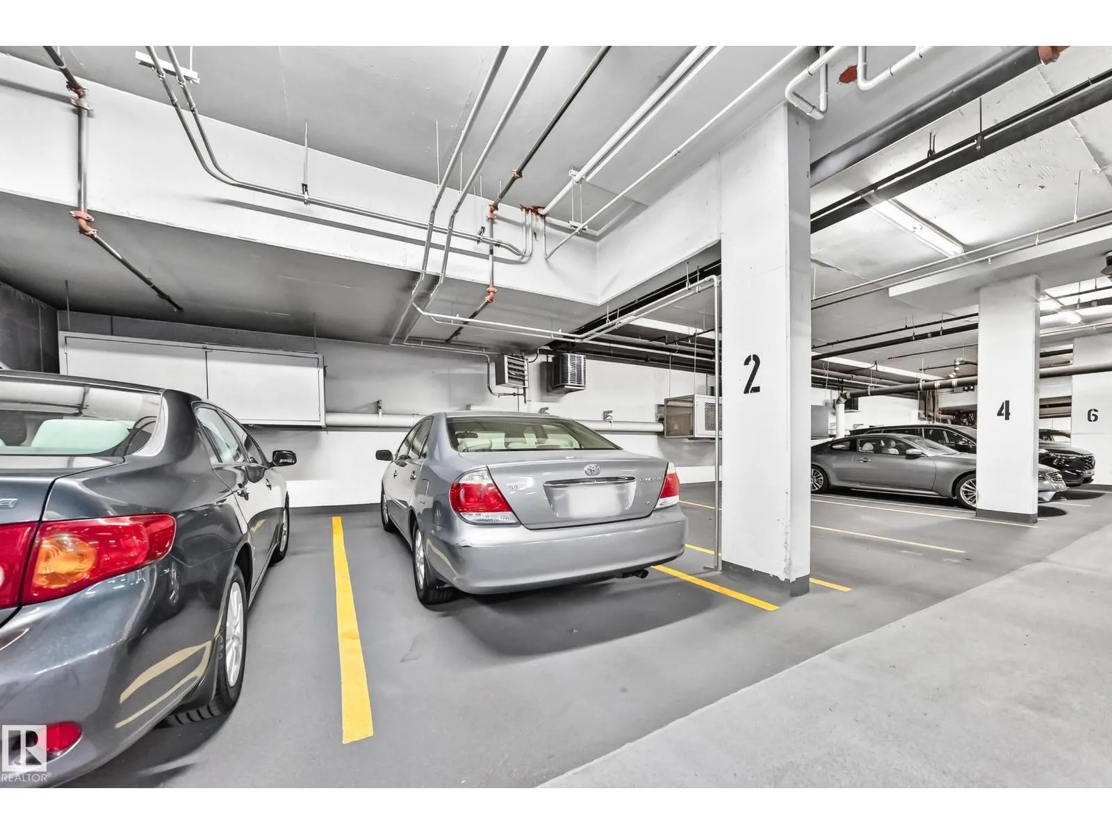 #707 10108 125 ST NW