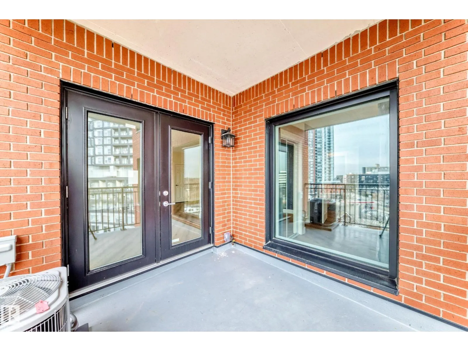 #707 10108 125 ST NW